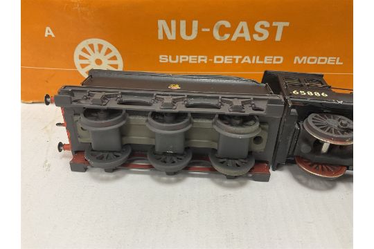 Nu-Cast ‘00’ gauge - two kit built steam locomotive and tenders comprising NC116 Class J26/J27 0-6-0 - Image 14 of 16