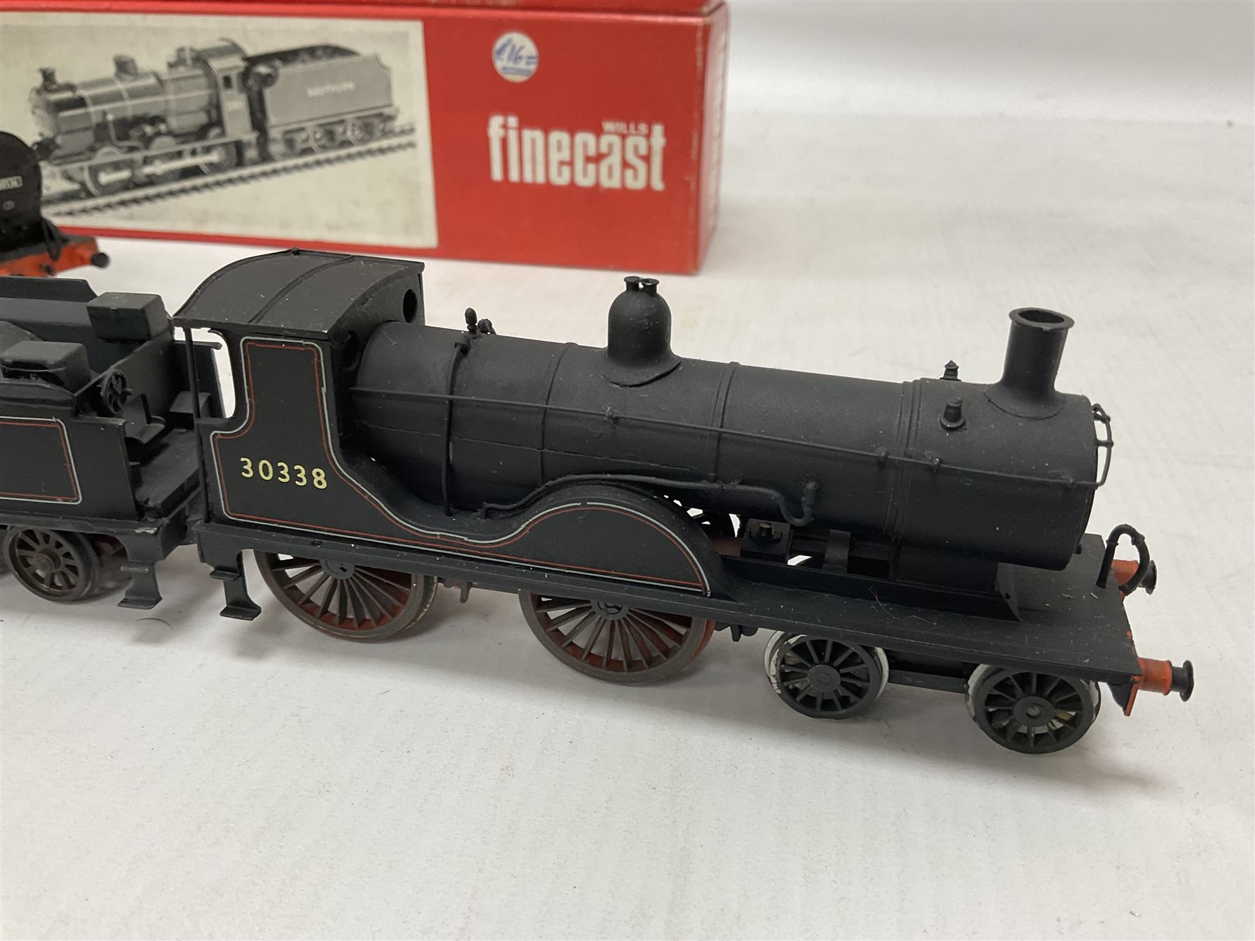 ‘00’ gauge - two kit built steam locomotive and tenders comprising SR/BR Class Q 0-6-0 no.30536 fini - Image 7 of 18
