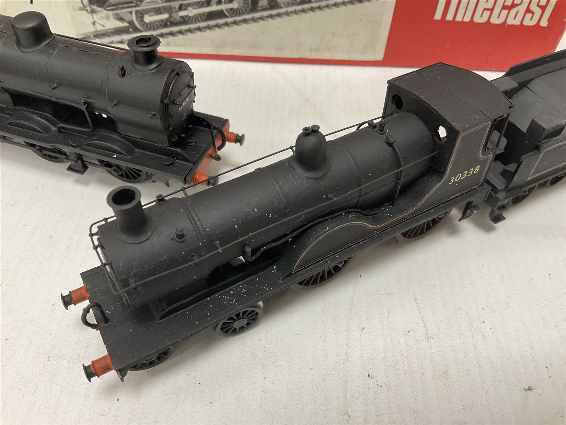 ‘00’ gauge - two kit built steam locomotive and tenders comprising SR/BR Class Q 0-6-0 no.30536 fini - Image 3 of 18