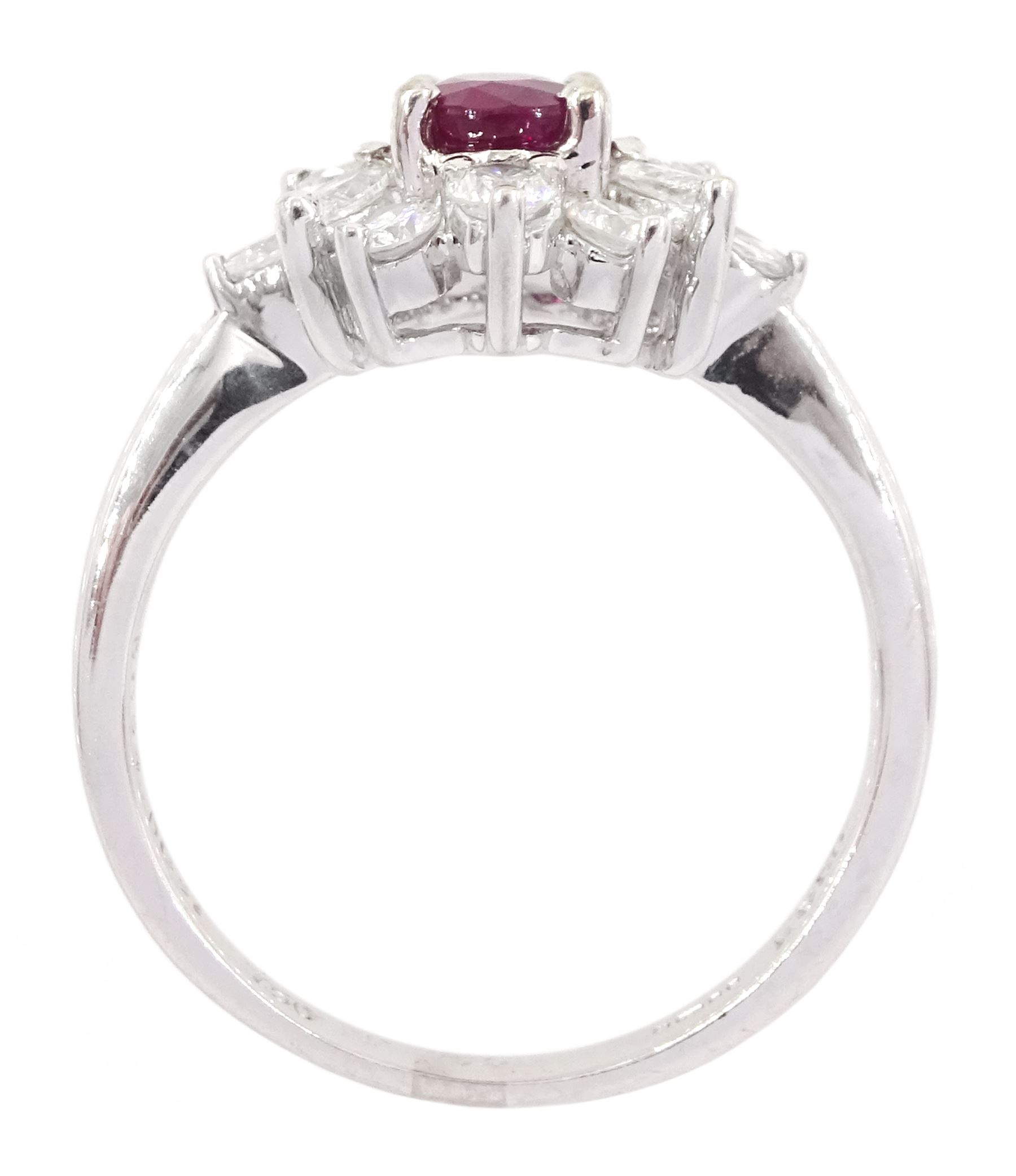 18ct white gold ruby and diamond cluster ring - Image 4 of 4