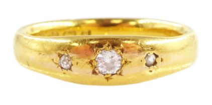 Victorian 22ct gold gypsy set three stone old cut diamond ring