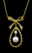 9ct gold pearl bow pendant necklace