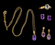 9ct gold jewellery including two pairs of amethyst stud earrings