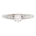 Early 20th century single stone diamond ring