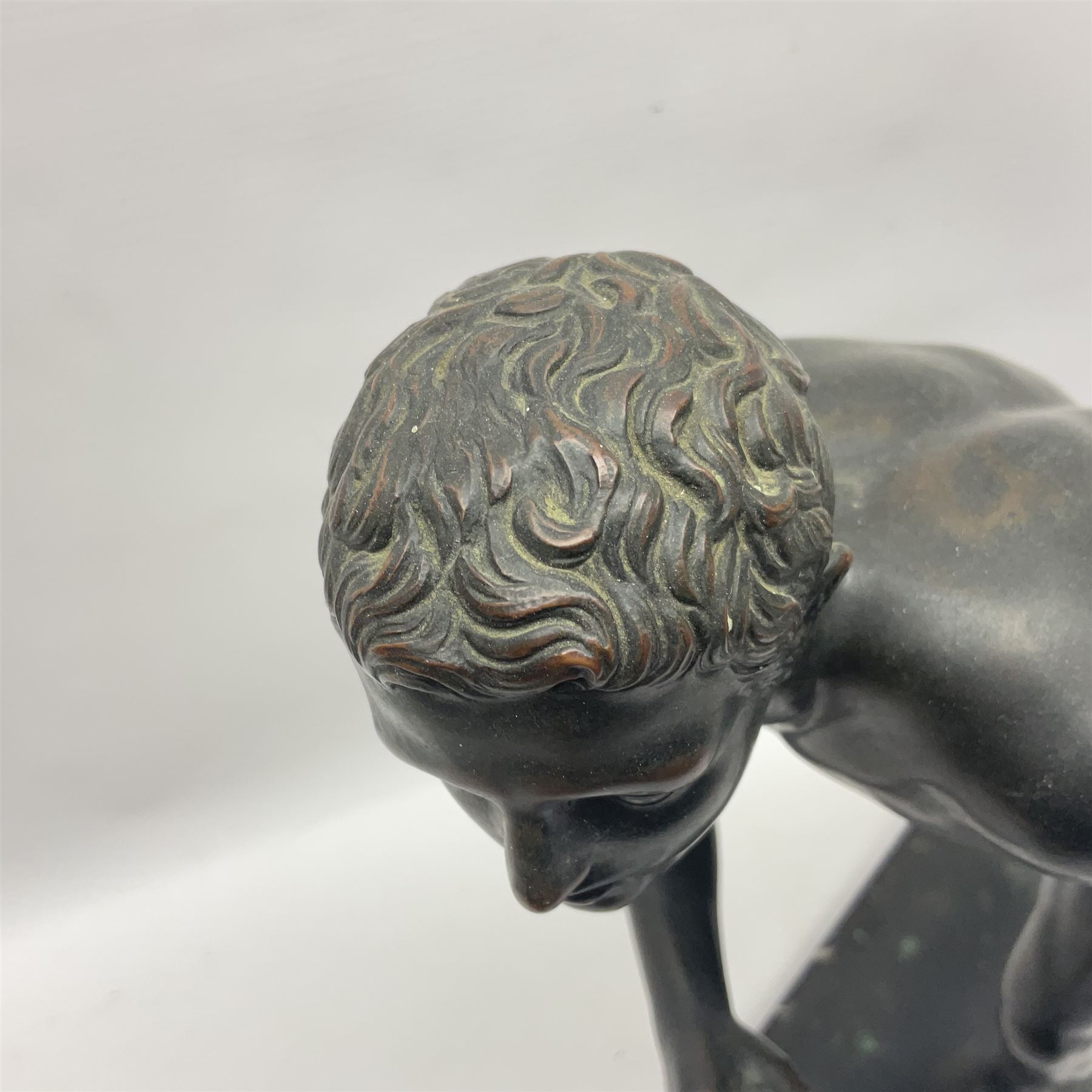 Bronzed figure of a nude male - Bild 4 aus 15