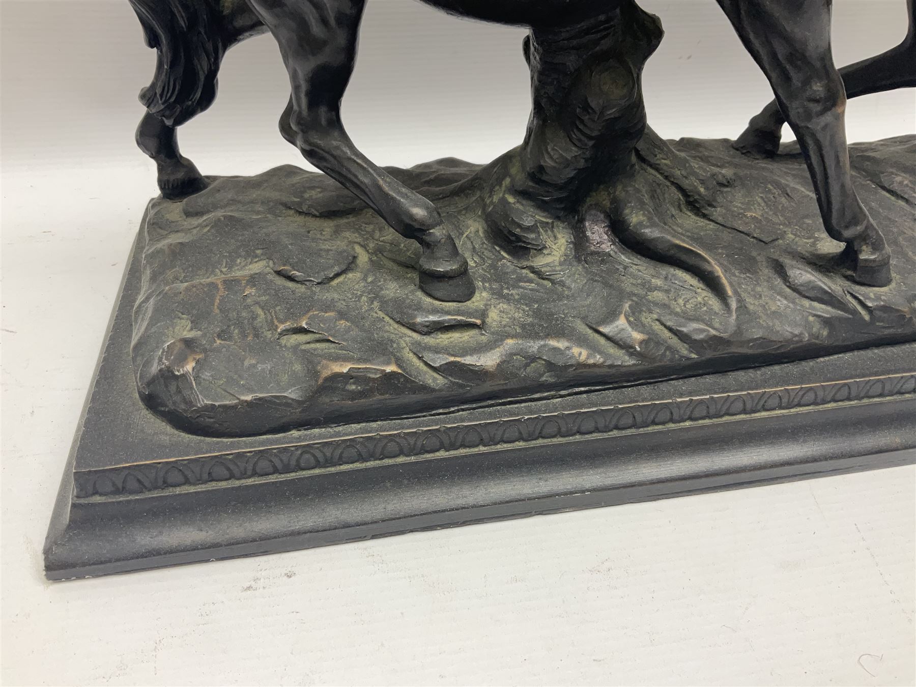 Bronzed figure group of two rearing horses - Image 6 of 14