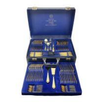 Bestecke Solingen canteen of gold plated cutlery for twelve place settings