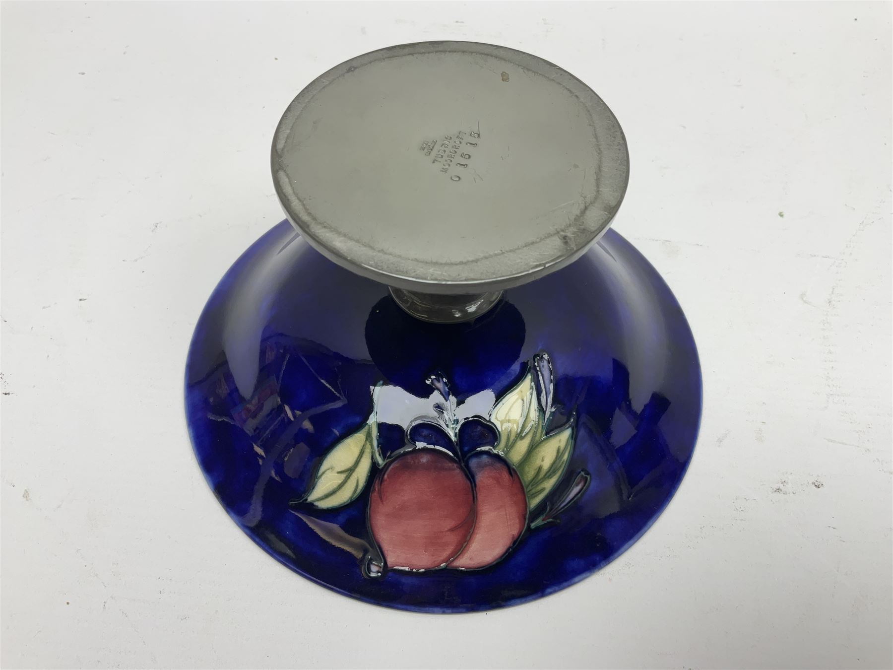 Moorcroft small pedestal dish decorated in the Wisteria pattern against a dark blue ground raised to - Image 6 of 8