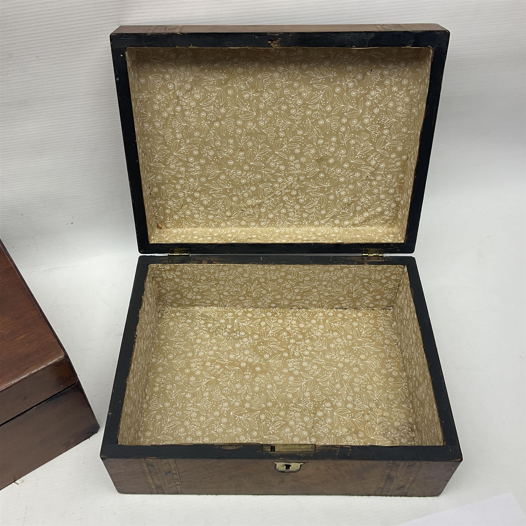 Victorian walnut and parquetry banded work box with brass shield and escutcheon - Image 2 of 14