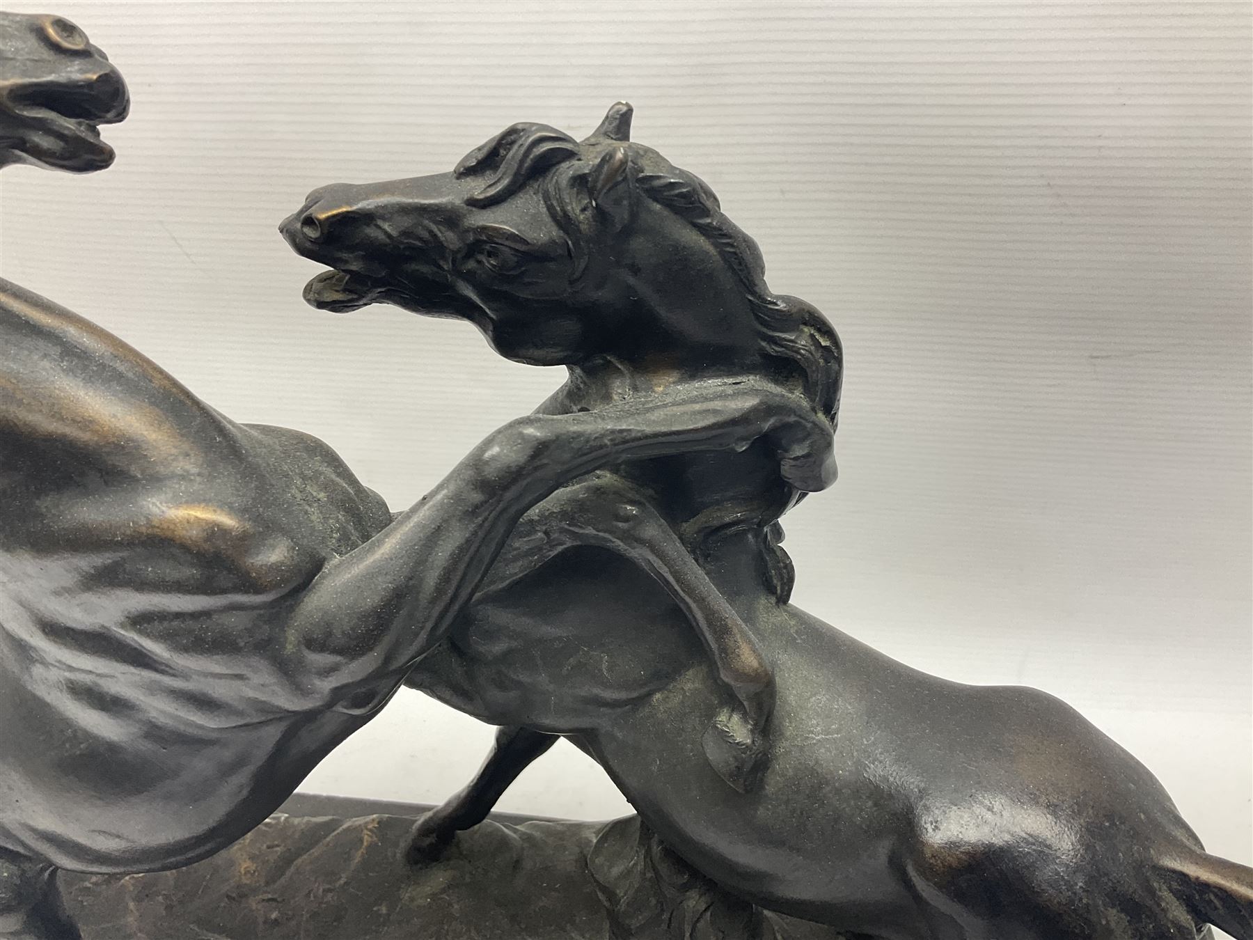 Bronzed figure group of two rearing horses - Image 11 of 14