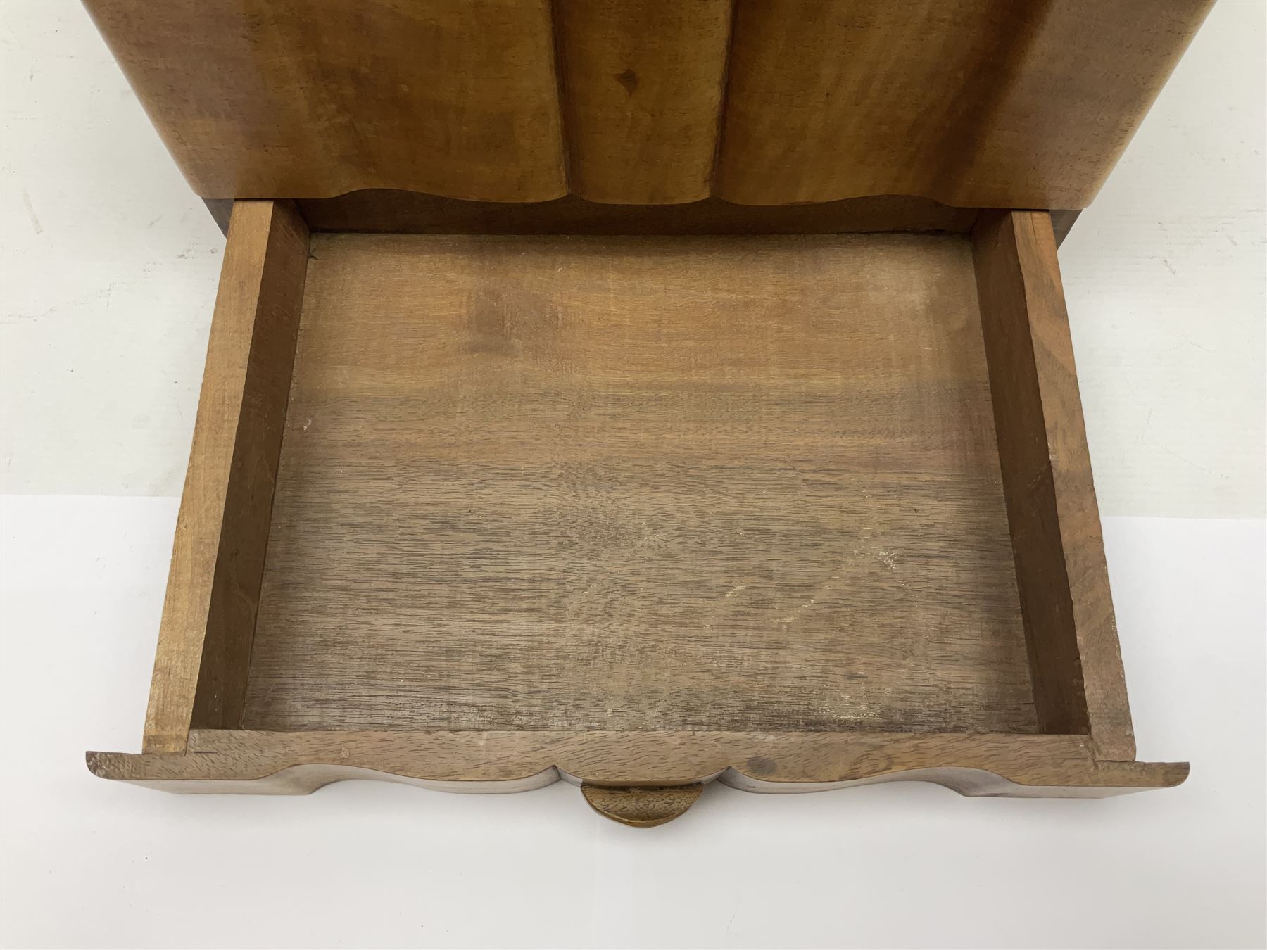 Art Deco walnut box - Image 8 of 9