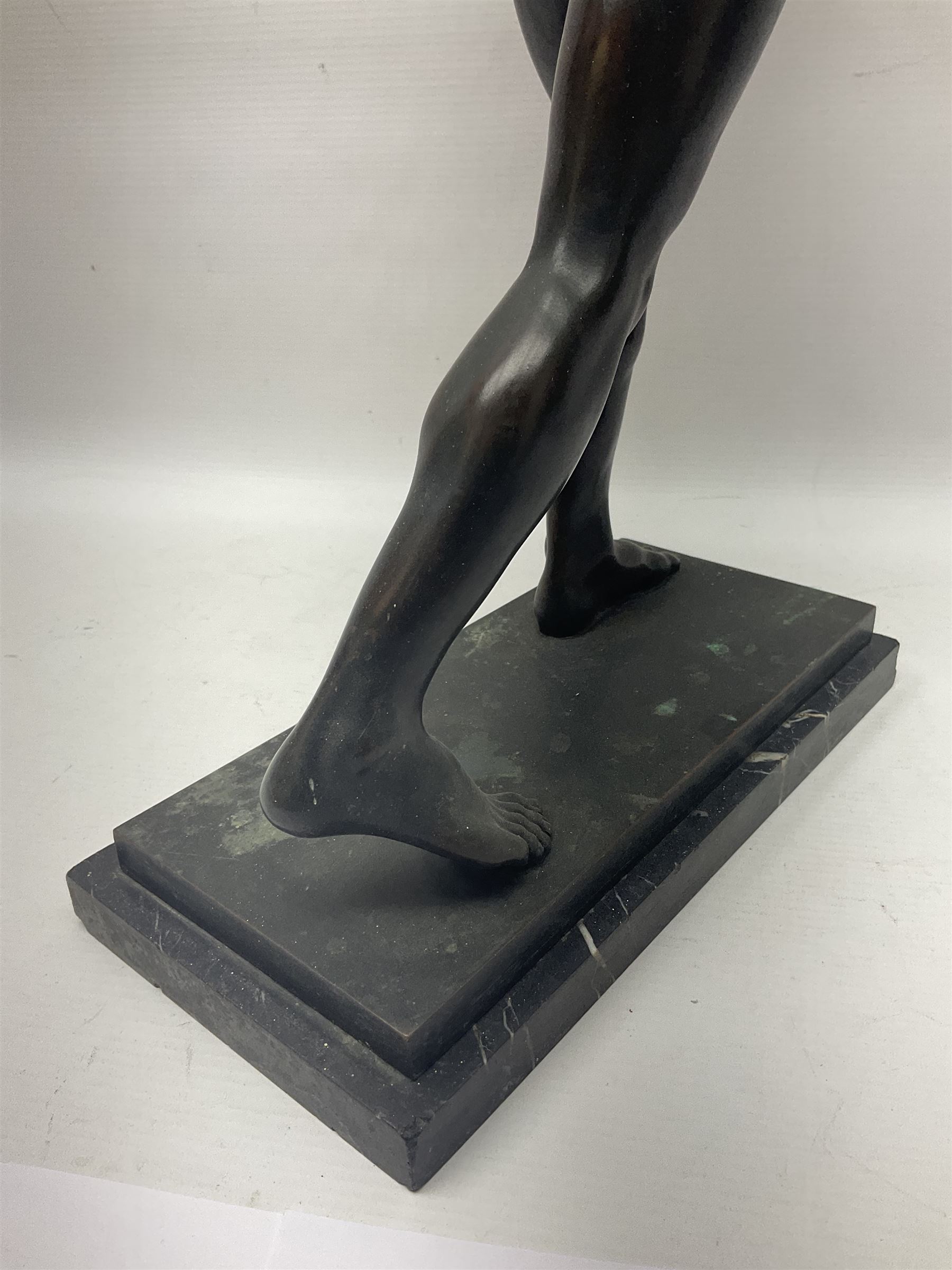 Bronzed figure of a nude male - Bild 14 aus 15