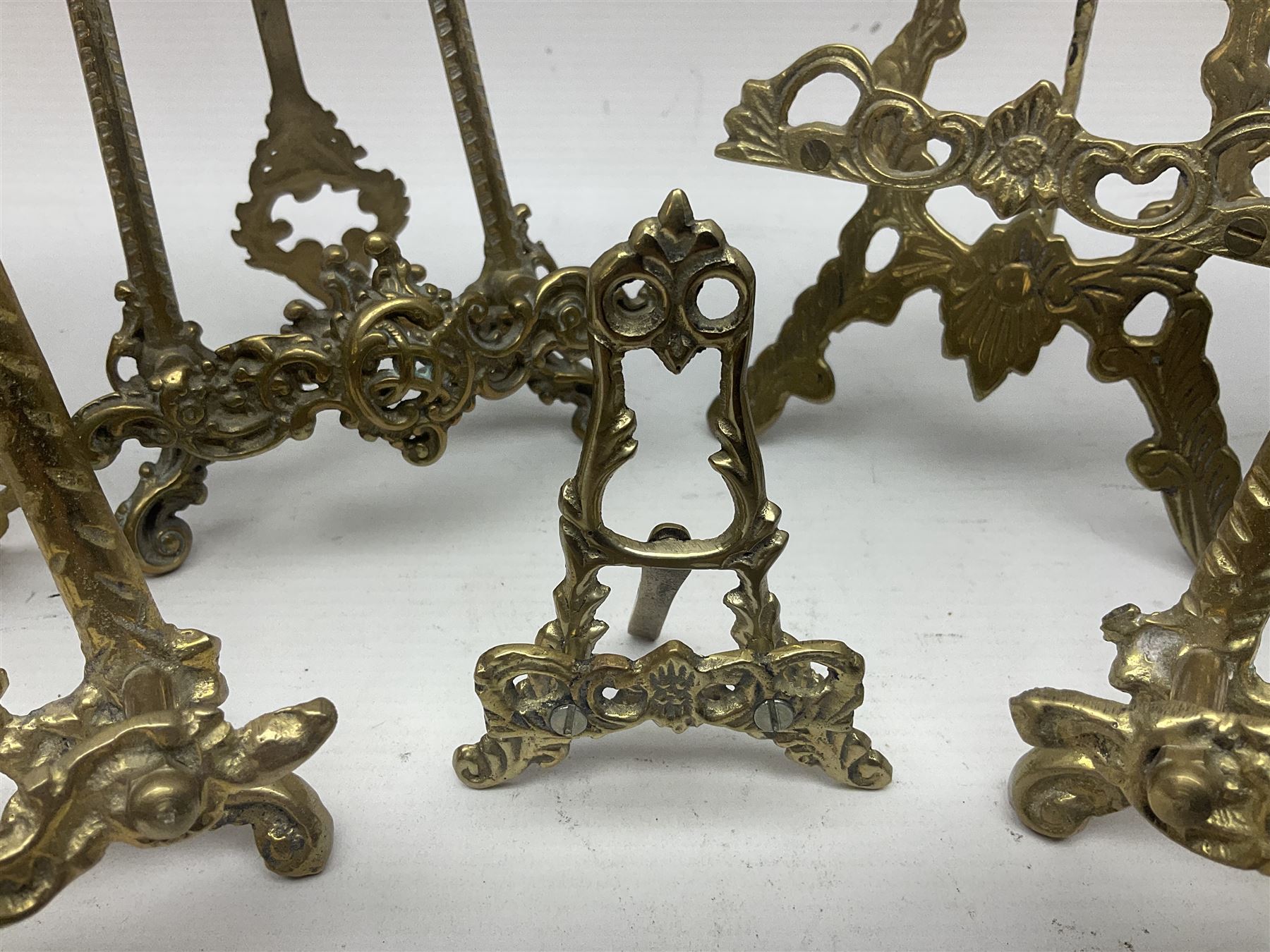 Nine ornate cast brass easel stands of various sizes - Image 2 of 13