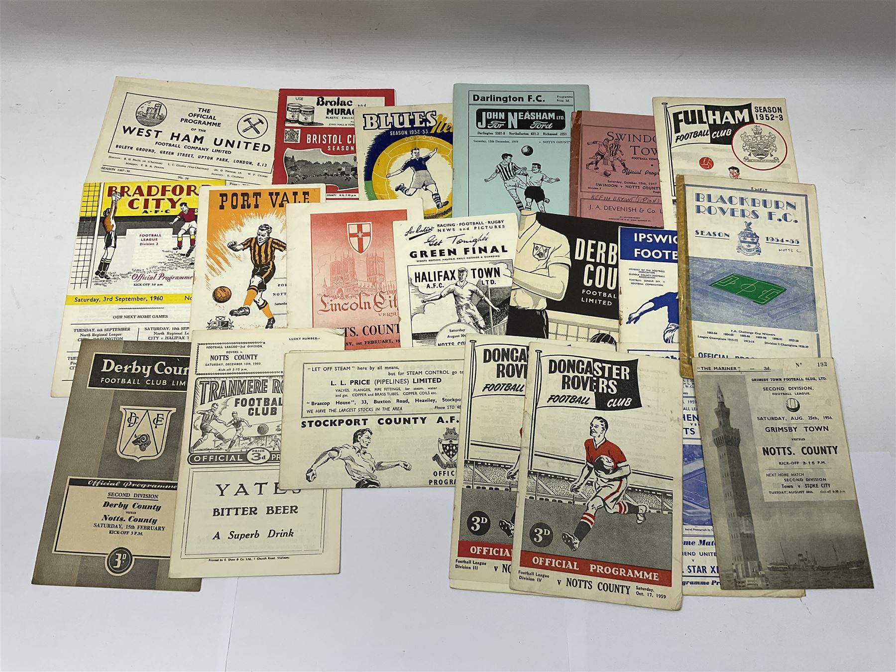 Over fifty pre-1962 Nottingham County away football programmes - Image 5 of 5