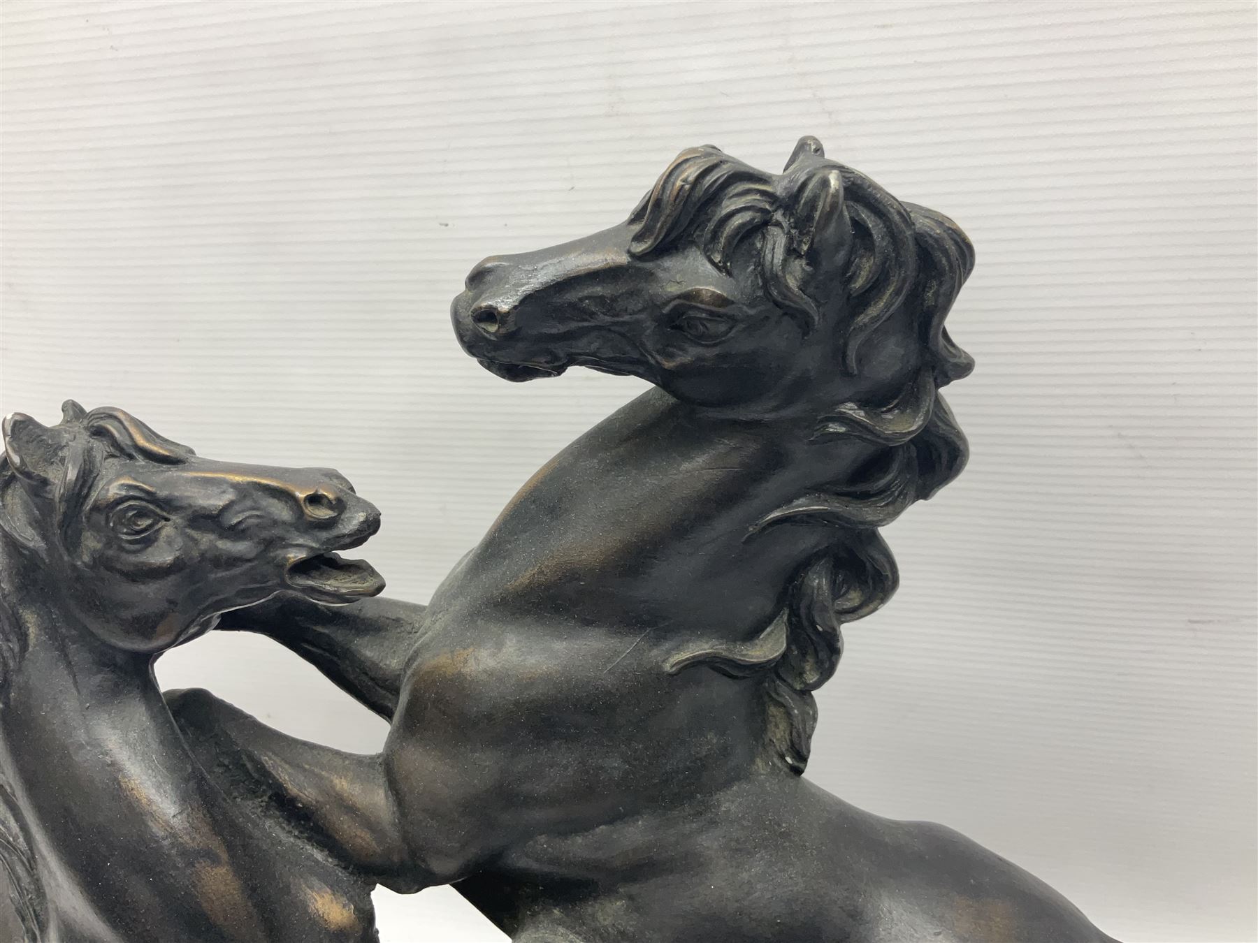 Bronzed figure group of two rearing horses - Image 7 of 14