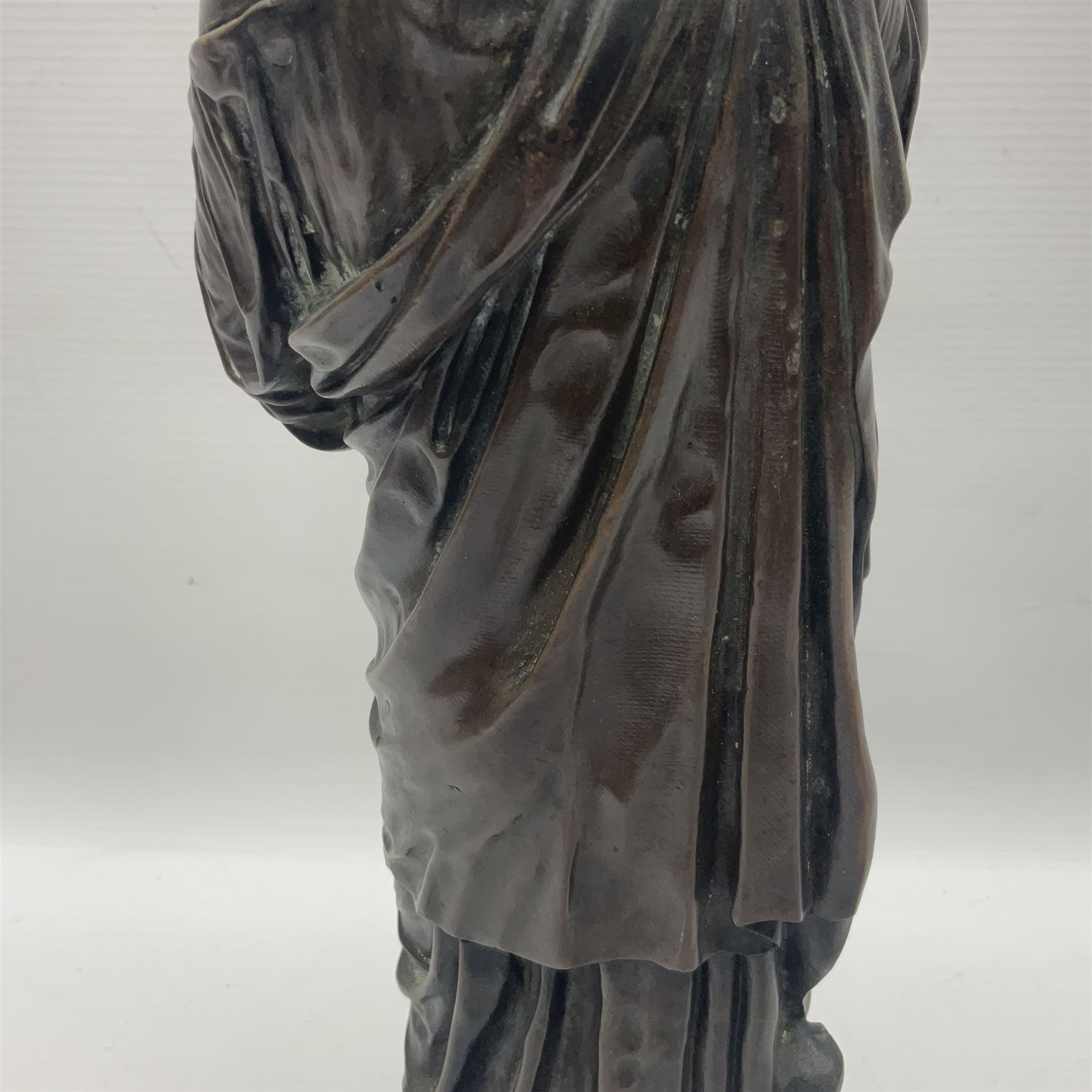 Bronzed figure of a woman in neoclassical dress - Bild 8 aus 12