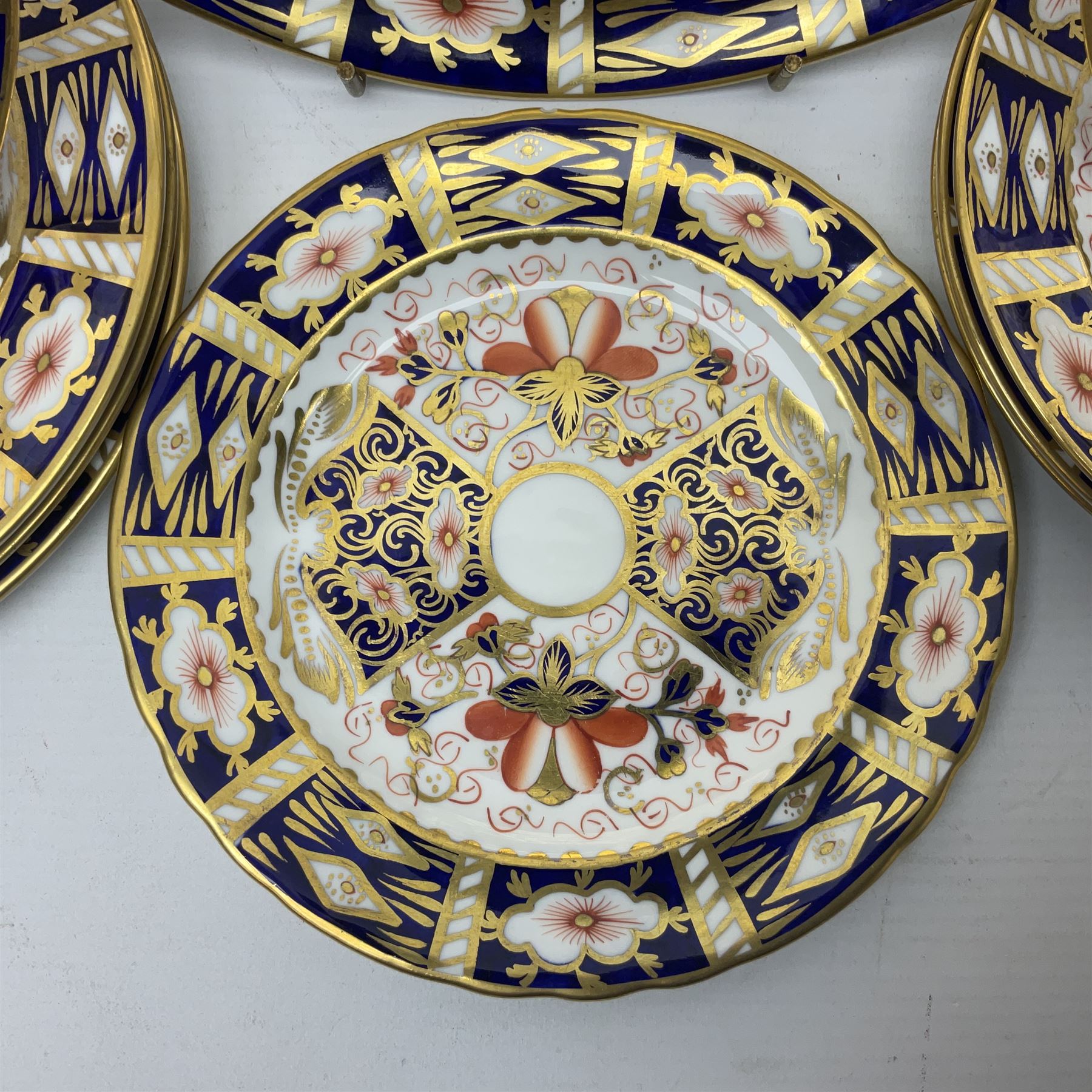 Ten Royal Crown Derby plates all in imari pattern 2451 - Image 2 of 13