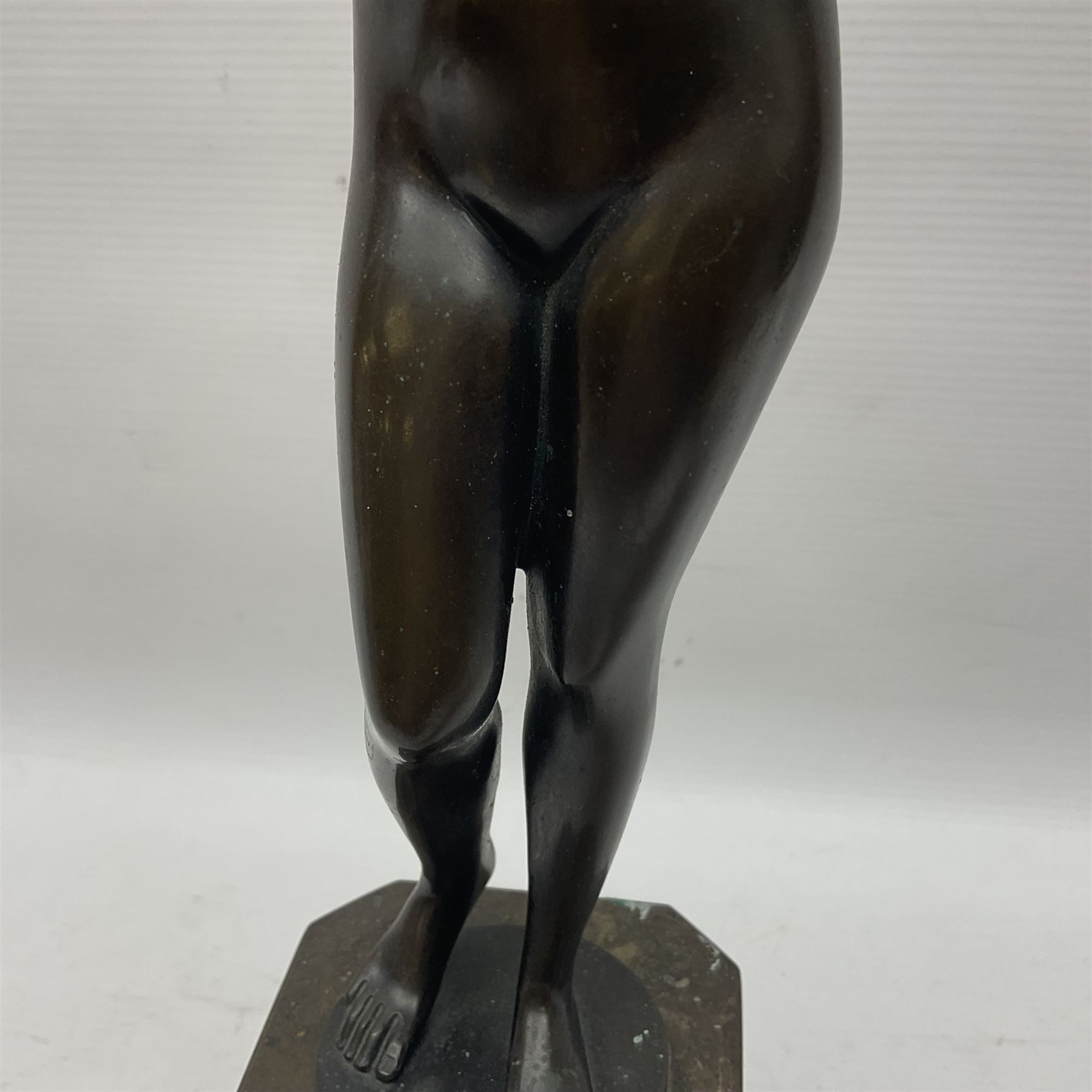 Bronze nude female figure holding a rose - Image 6 of 14