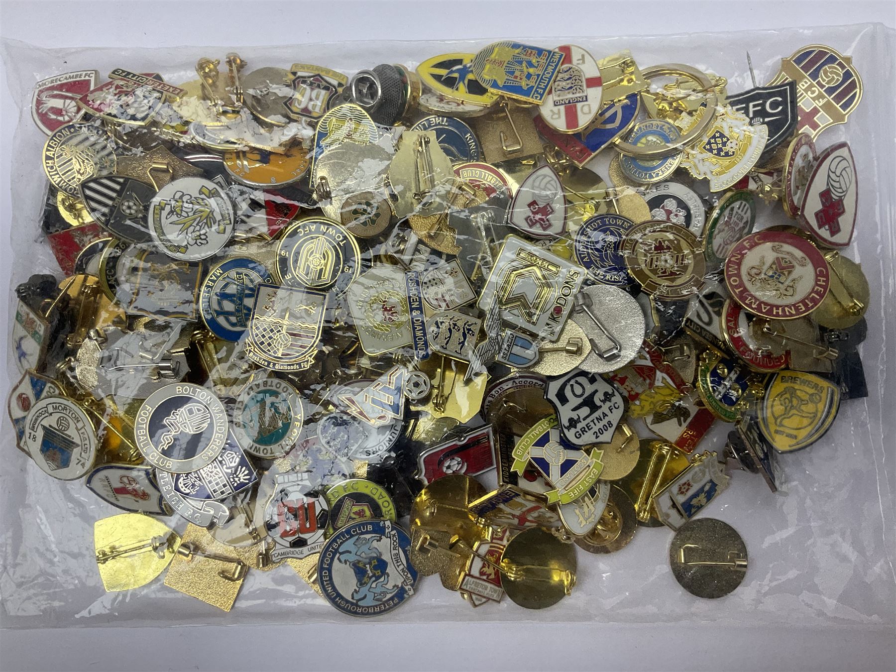 Large collection of approximately one hundred enamel badges and key rings - Image 12 of 12