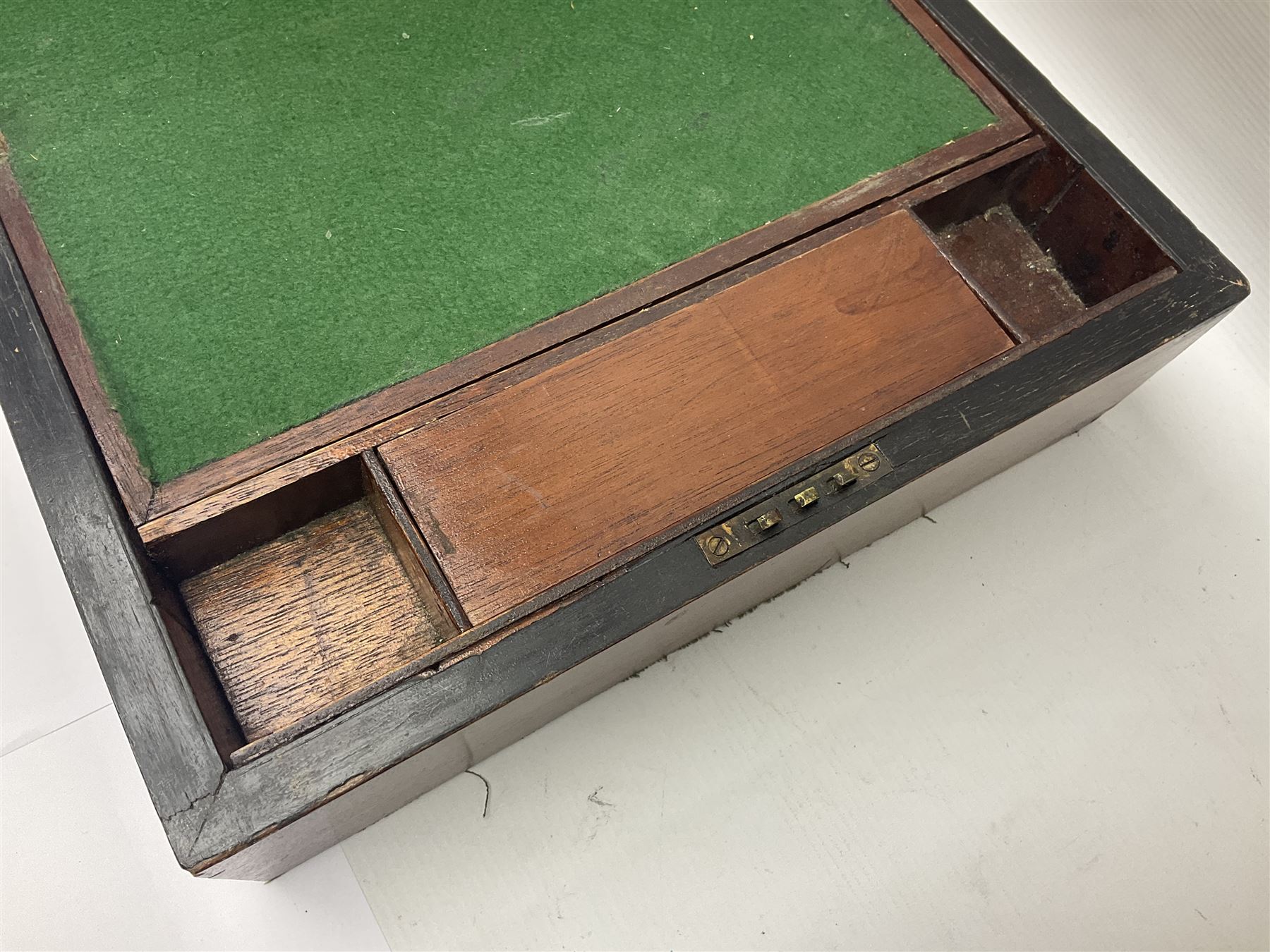 Victorian walnut and parquetry banded work box with brass shield and escutcheon - Image 11 of 14