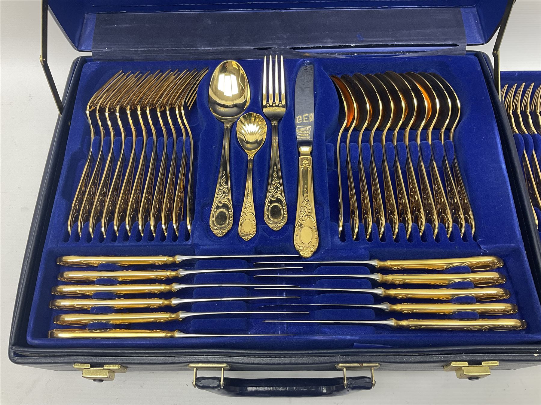 Bestecke Solingen canteen of gold plated cutlery for twelve place settings - Image 2 of 11