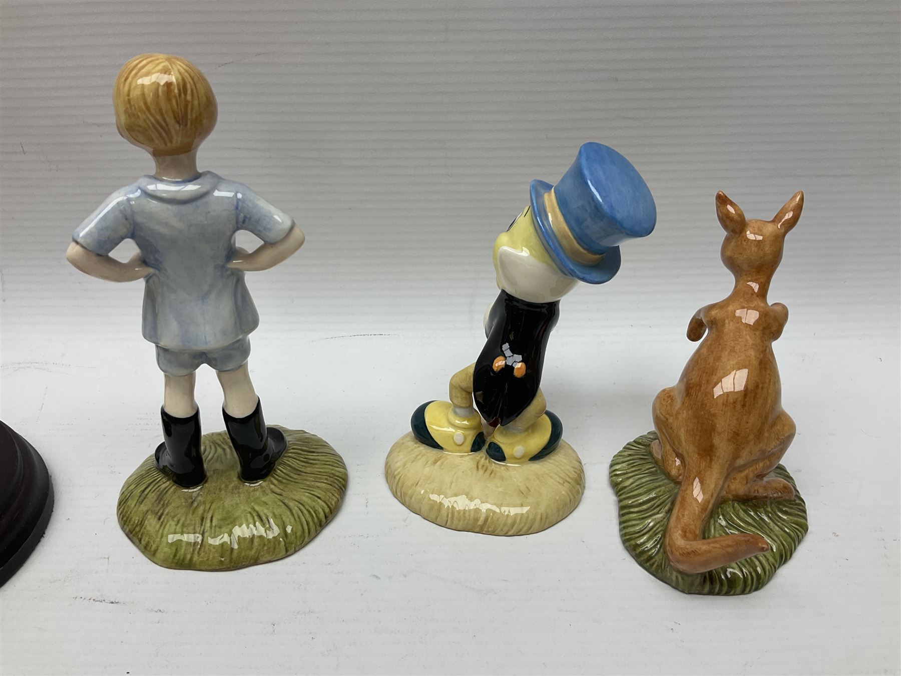 Nine Royal Doulton Winnie the Pooh Collection figures - Image 7 of 14