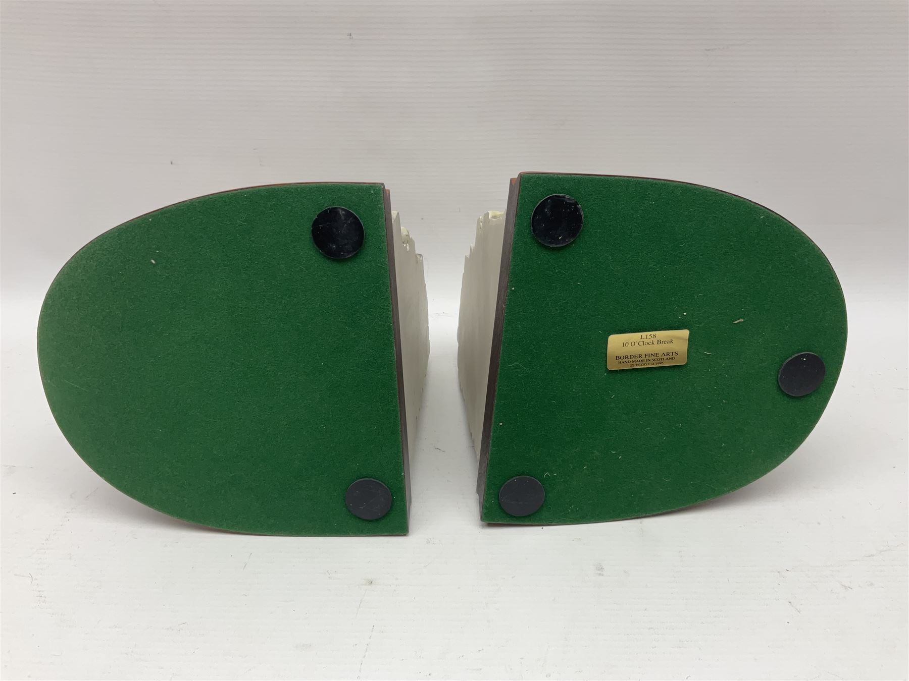 Pair of Border Fine Arts bookends '10 O'Clock Break' model No. L158 by Adrian Hughes - Image 11 of 11