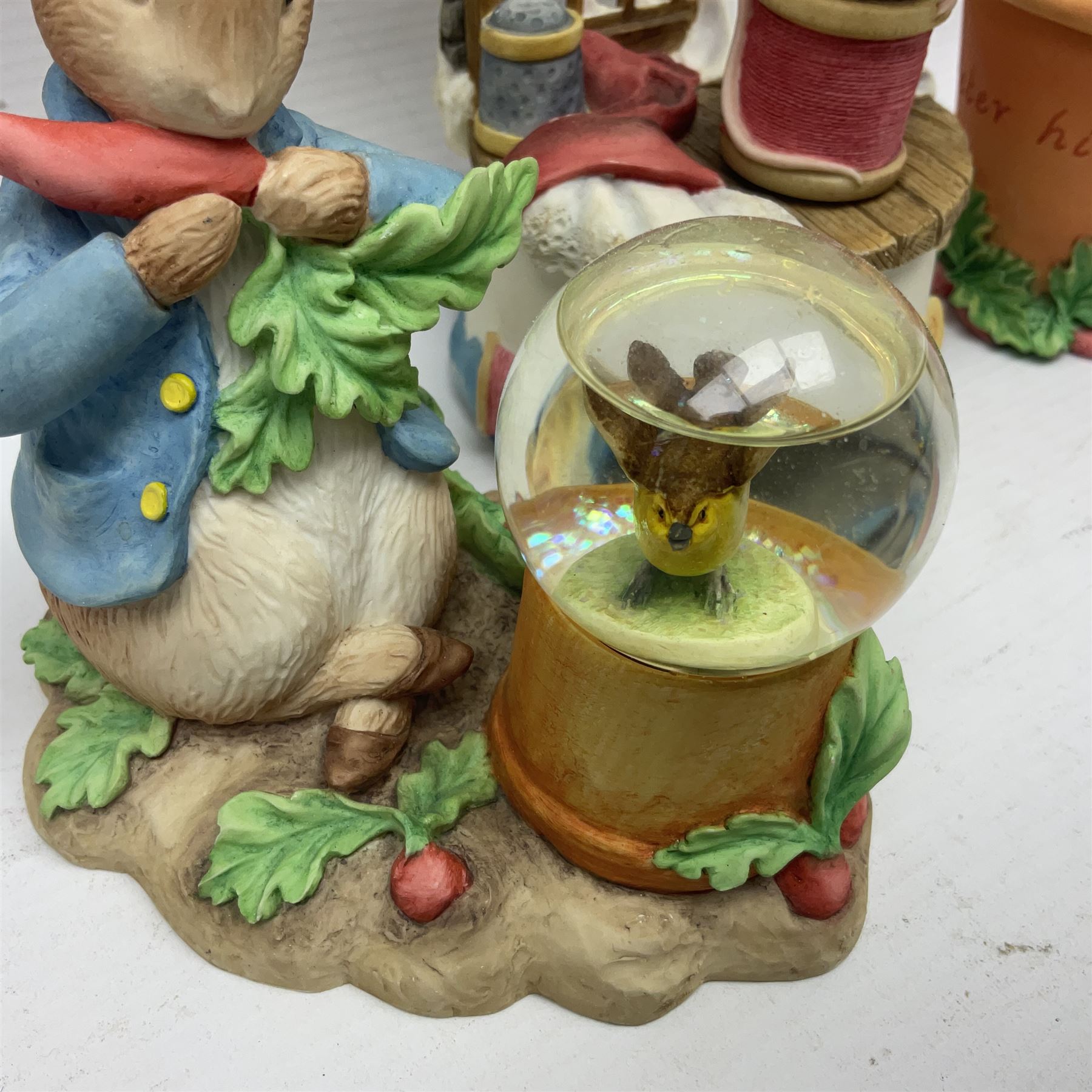 Twelve Border Fine Arts The World of Beatrix Potter and Peter Rabbit Collection figures - Image 11 of 13