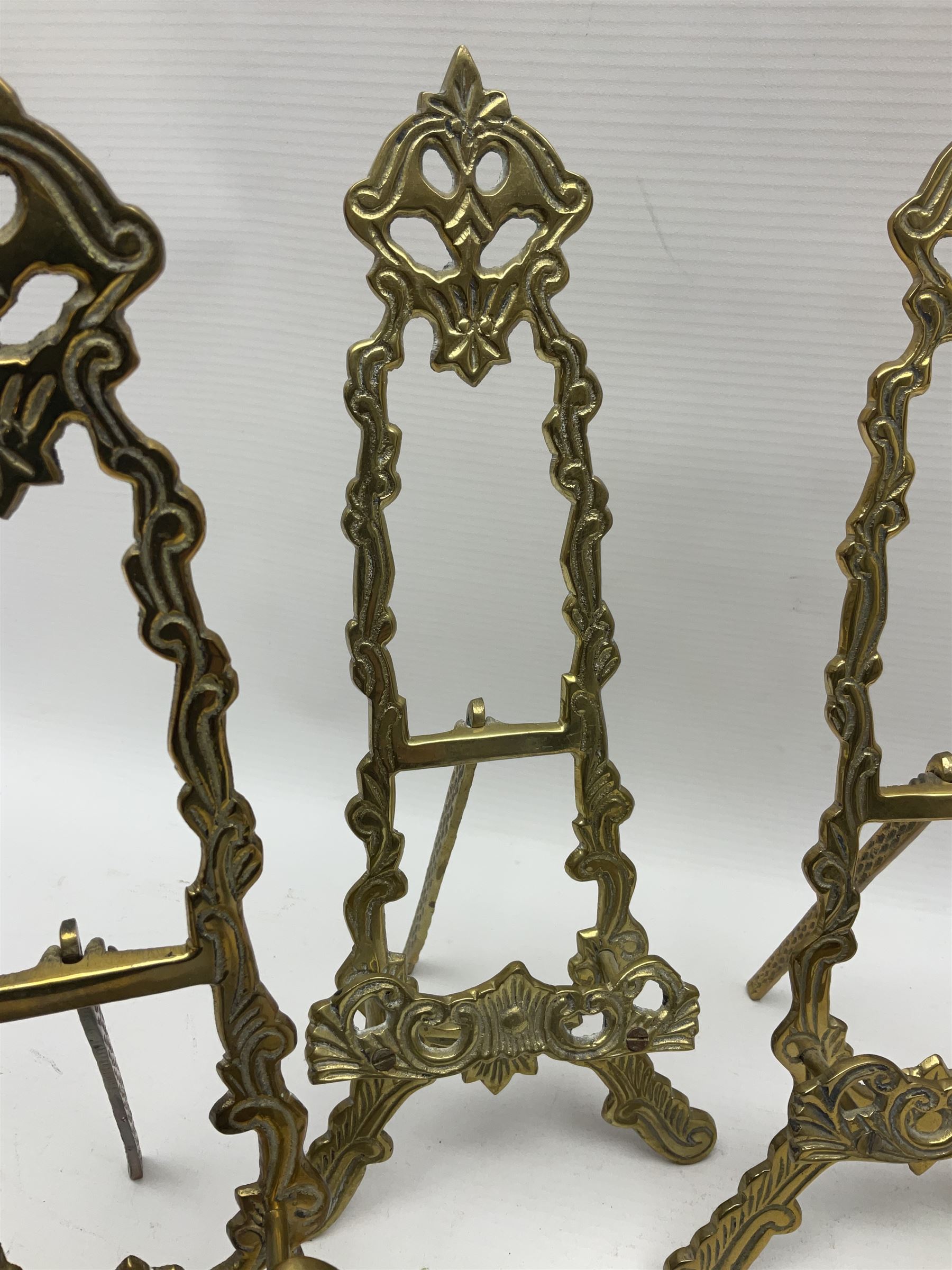 Set of six ornate cast brass easel stands - Image 4 of 10