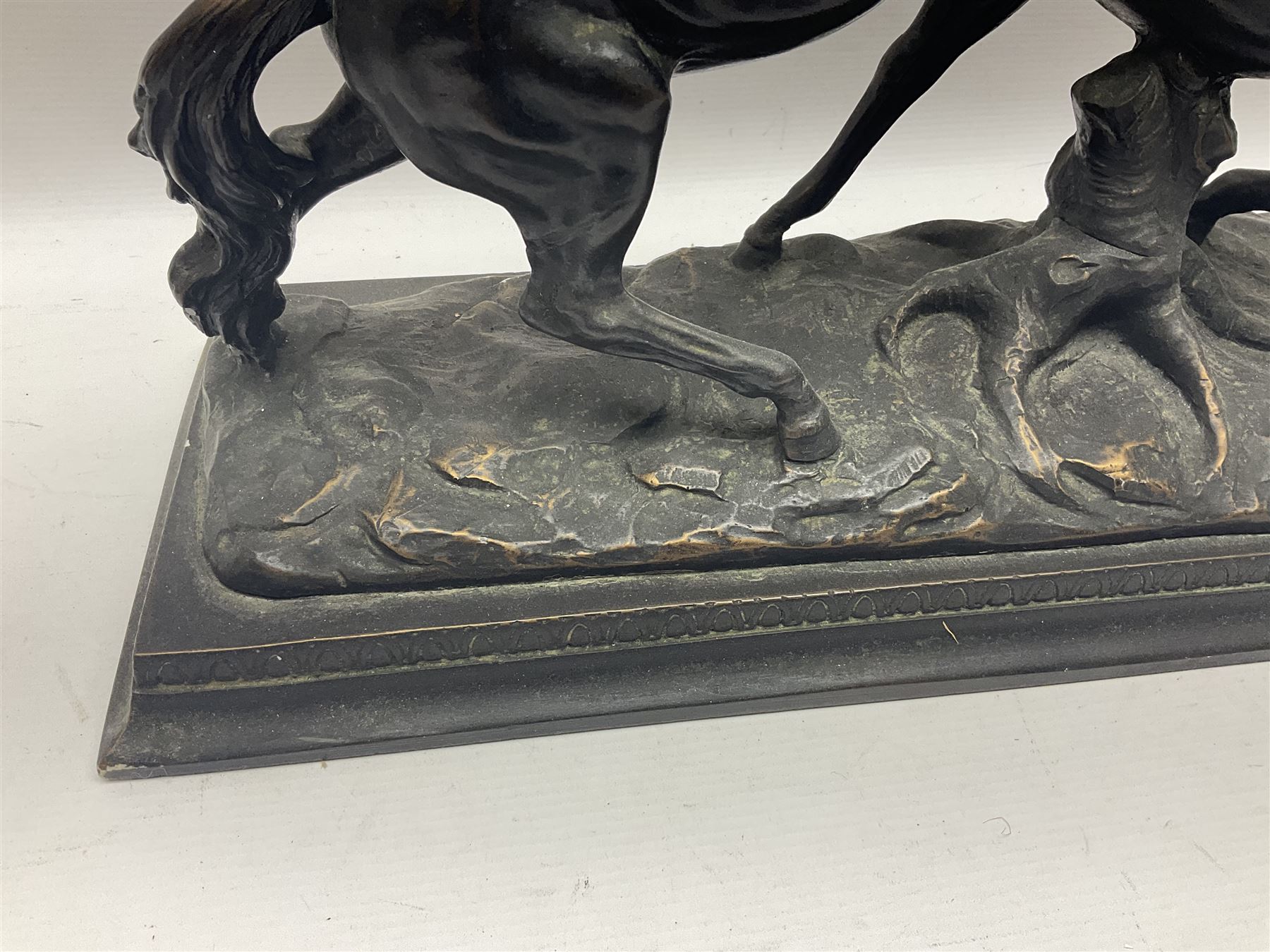 Bronzed figure group of two rearing horses - Image 14 of 14