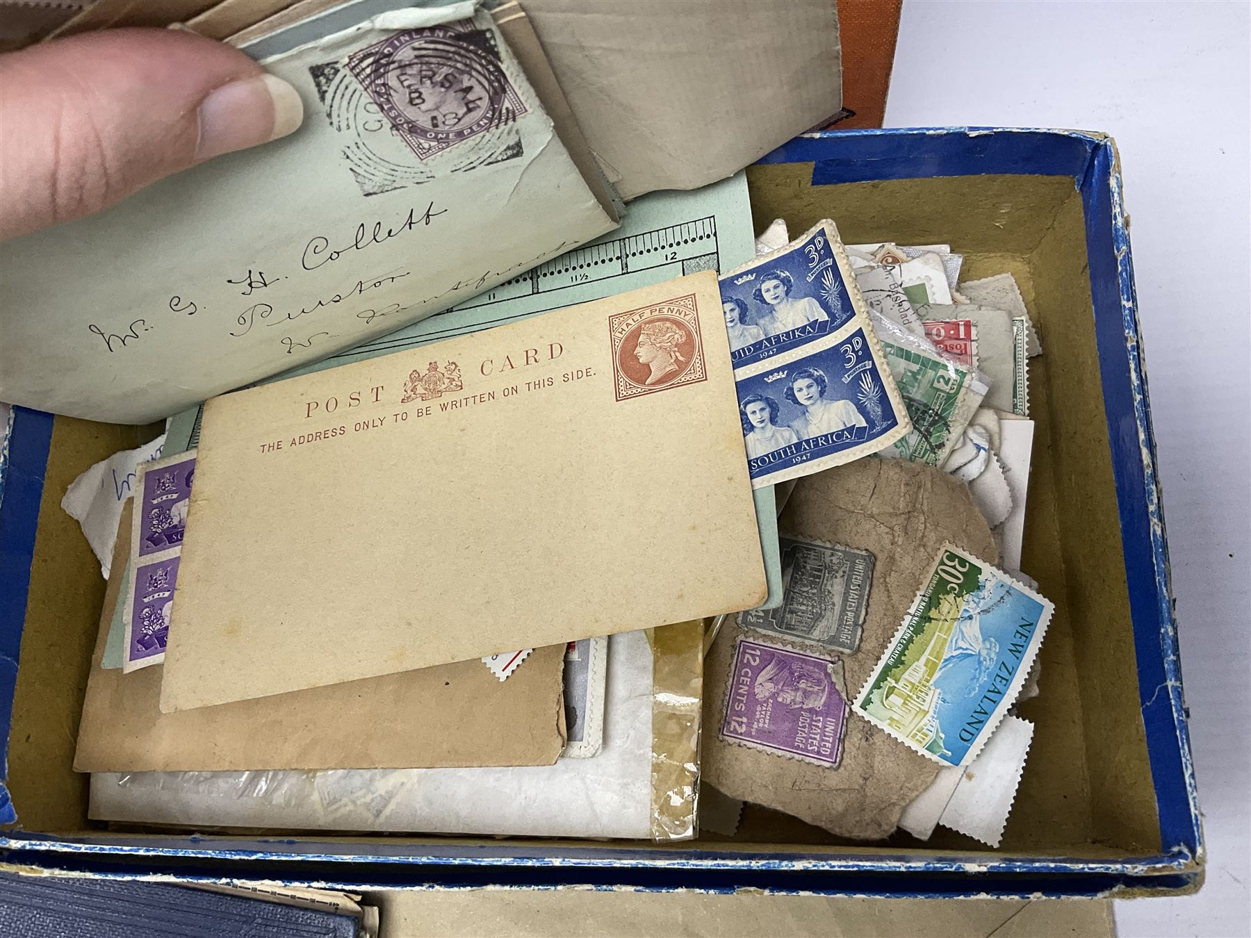 Great British and World stamps - Bild 2 aus 41