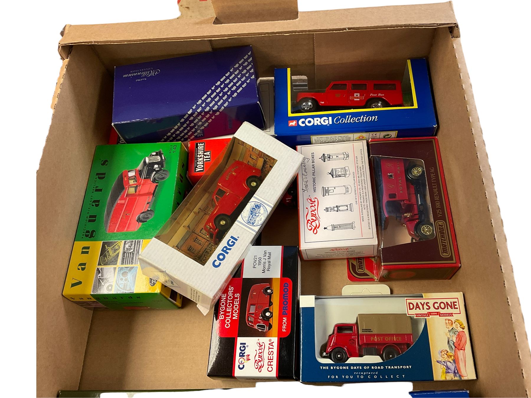 Collection of diecast models - Image 4 of 5