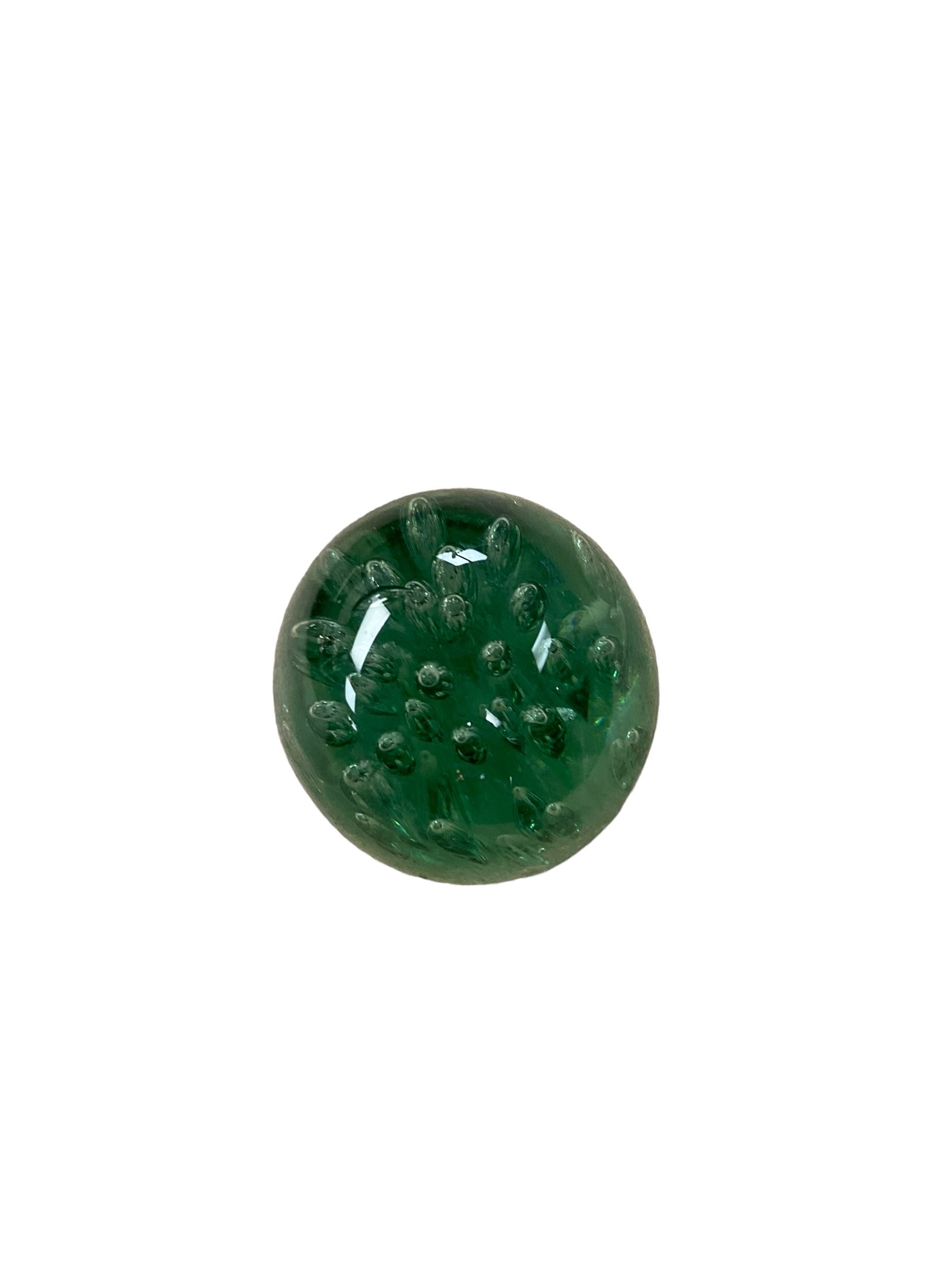 Victorian green glass dump paperweight with air bubble inclusions - Image 3 of 4