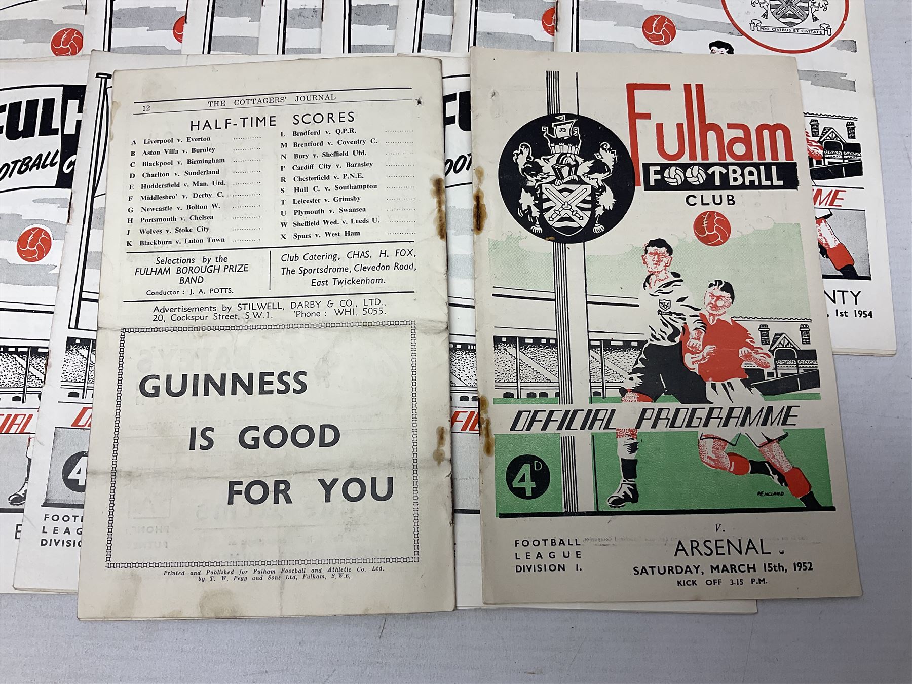 Fulham F.C. programmes - twenty-seven home matches 1949/50 - 1957/58; and two photocopies of memorab - Bild 4 aus 12