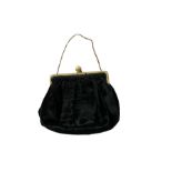 Early 20th century velvet purse with faux pearl clasp