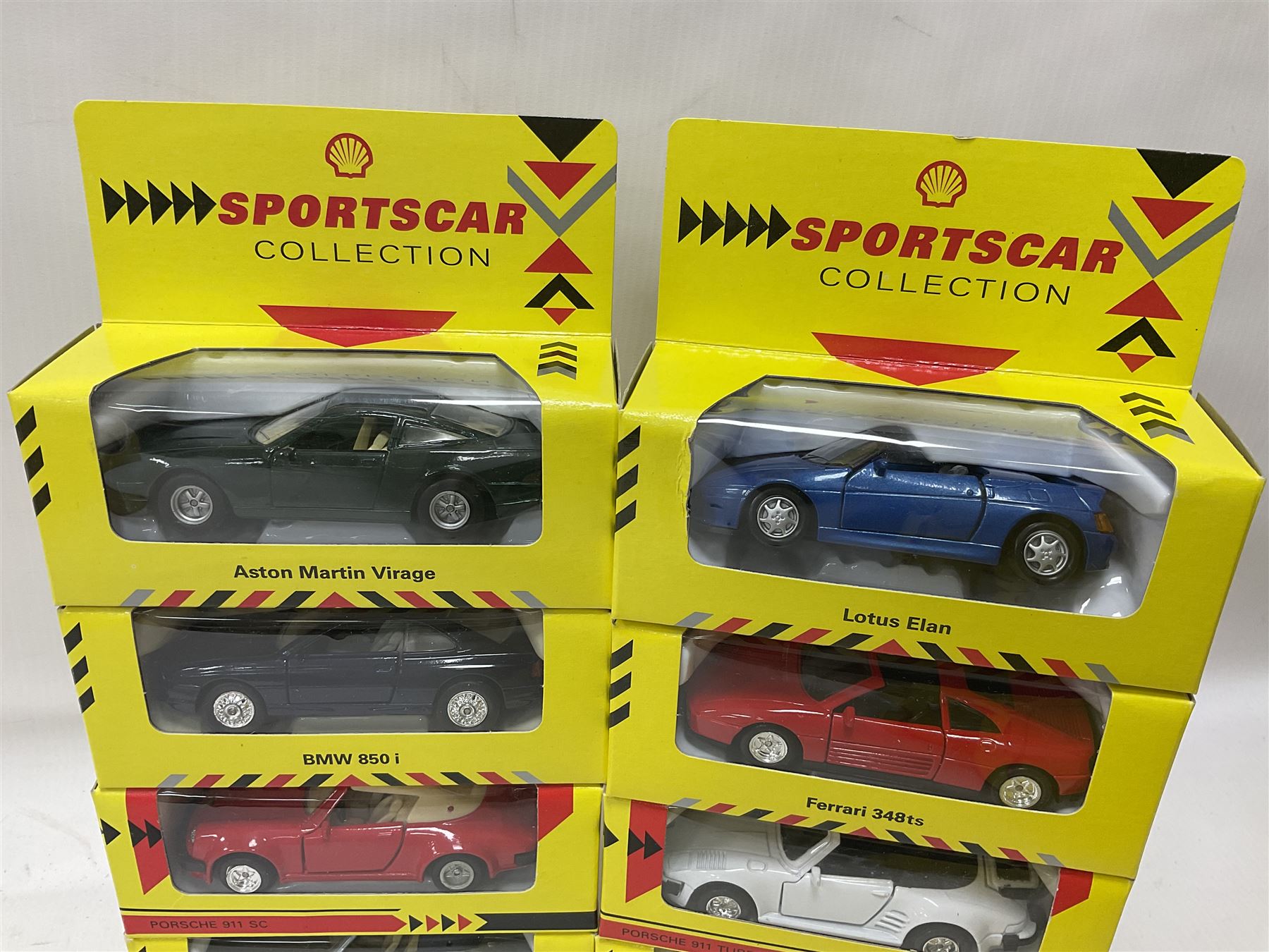 Shell/Maisto - twenty five 1:43 scale die cast cars comprising eighteen Shell and seven Maisto ‘Supe - Bild 12 aus 13