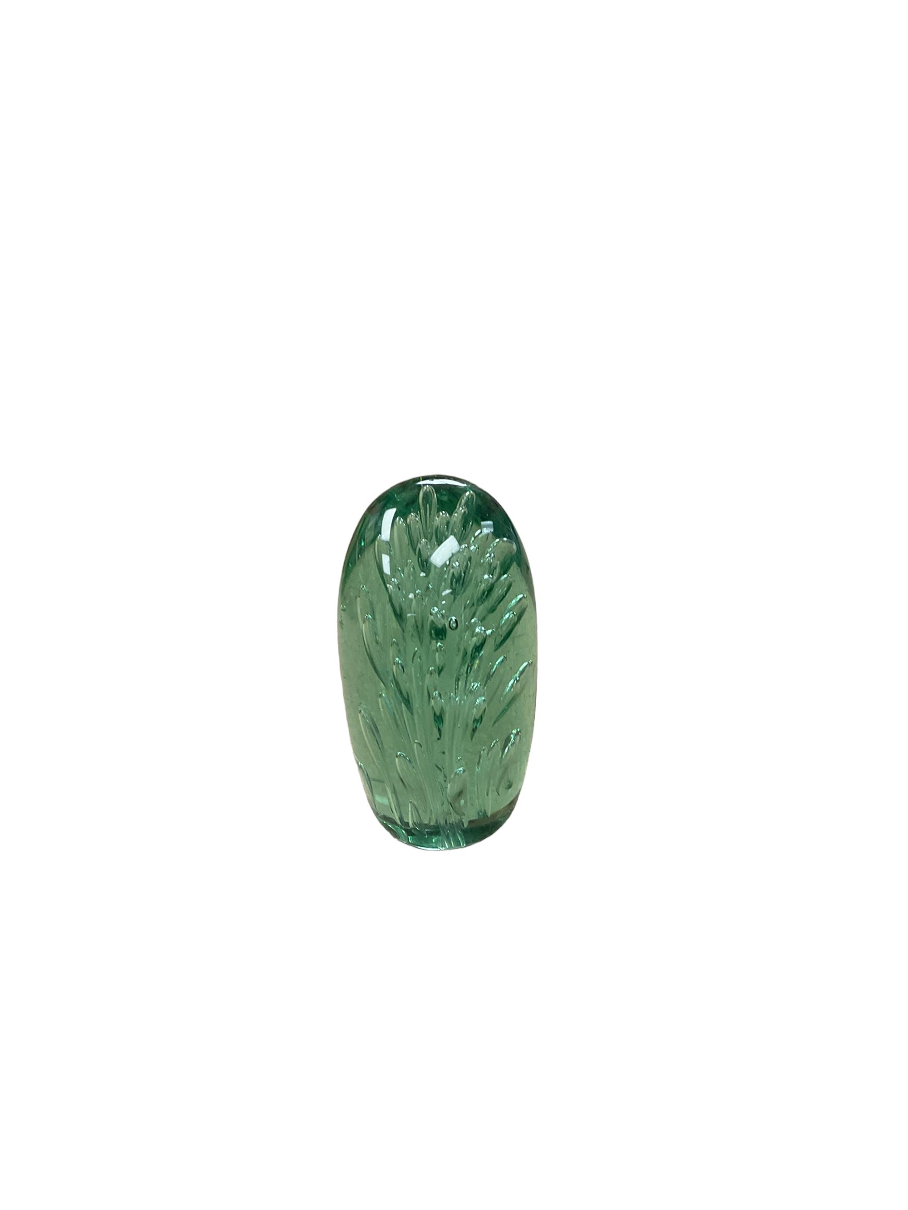 Victorian green glass dump paperweight with air bubble inclusions - Image 2 of 4