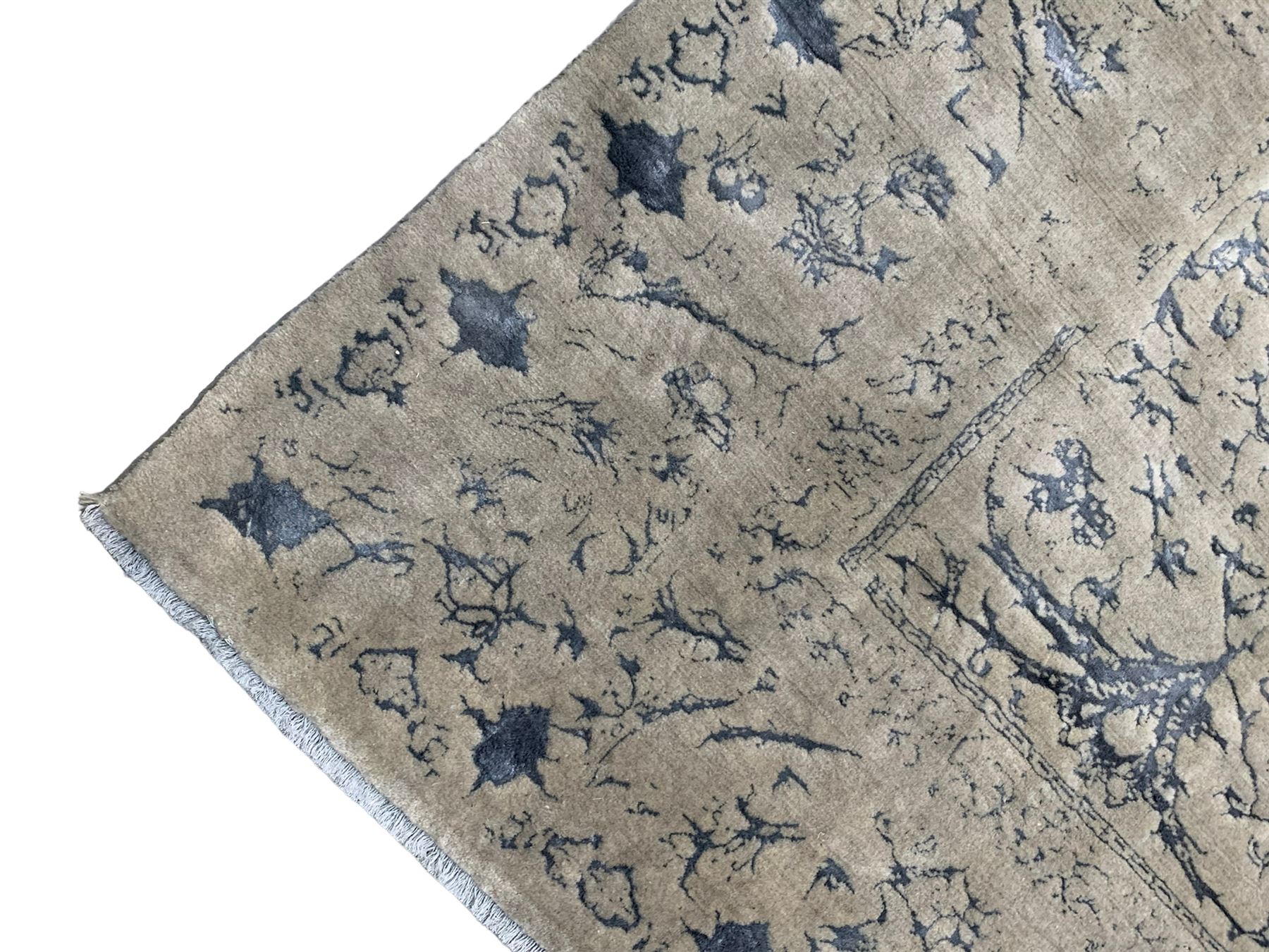 Persian grey and indigo ground carpet - Image 2 of 10