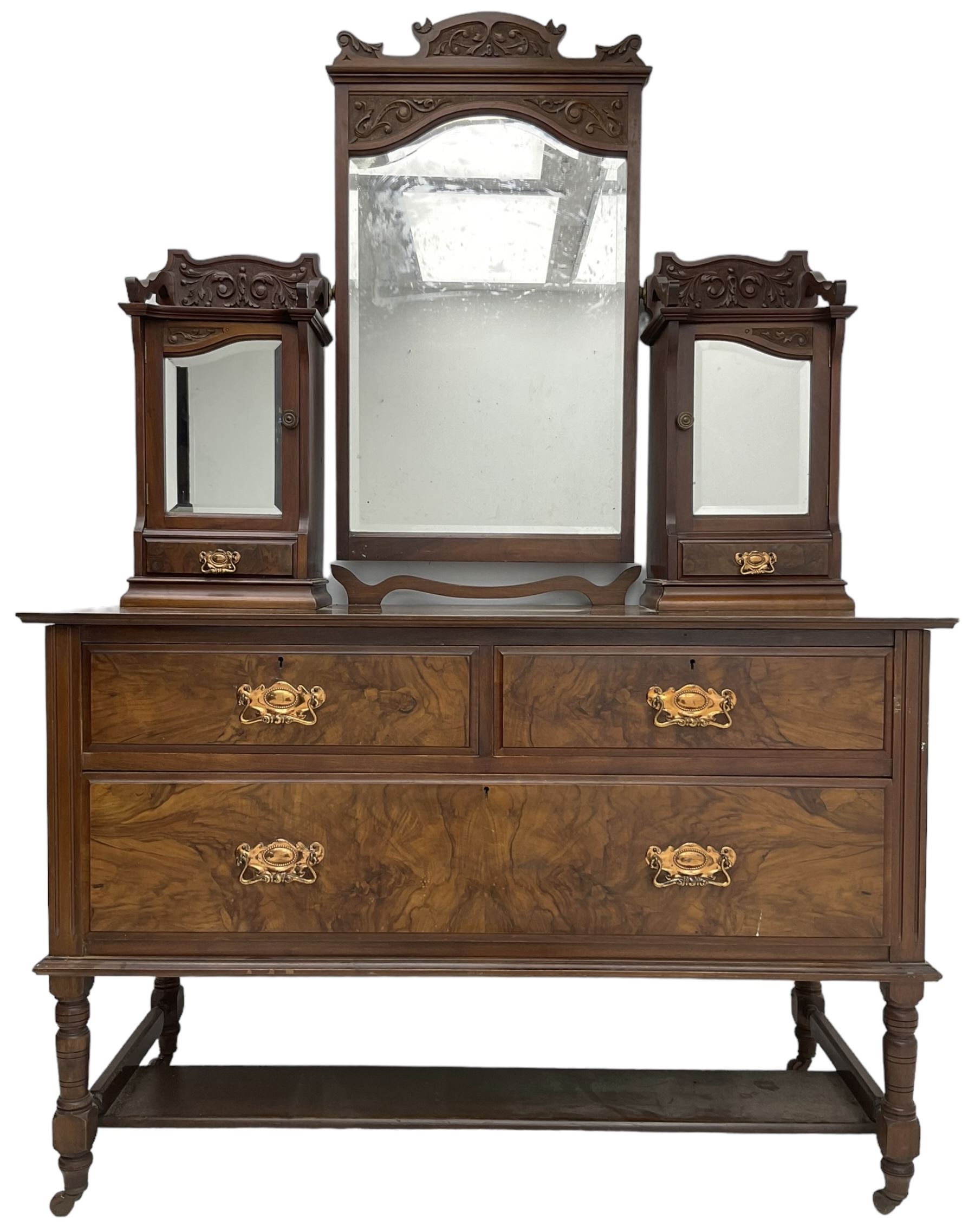 Late Victorian walnut dressing table - Image 4 of 6