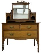 Edwardian walnut dressing table chest