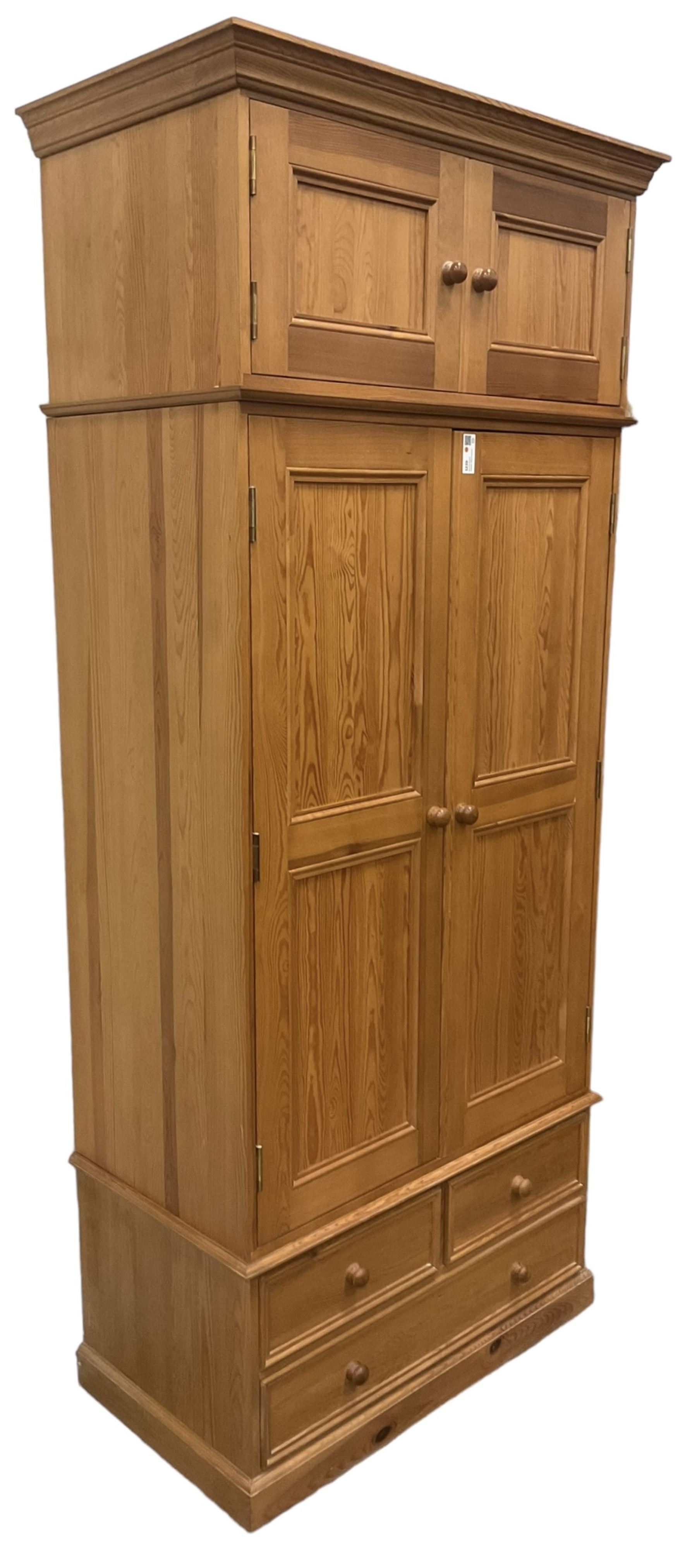 Solid pine double wardrobe - Image 6 of 7