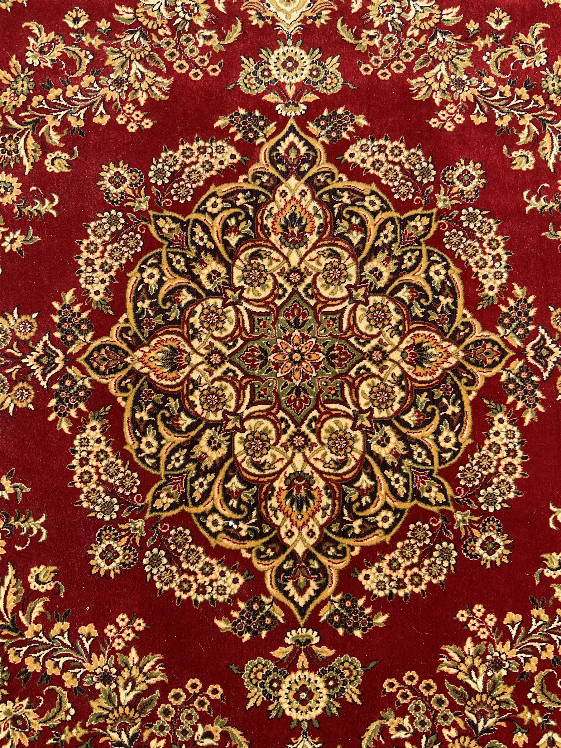 Persian design crimson ground carpet - Image 4 of 5