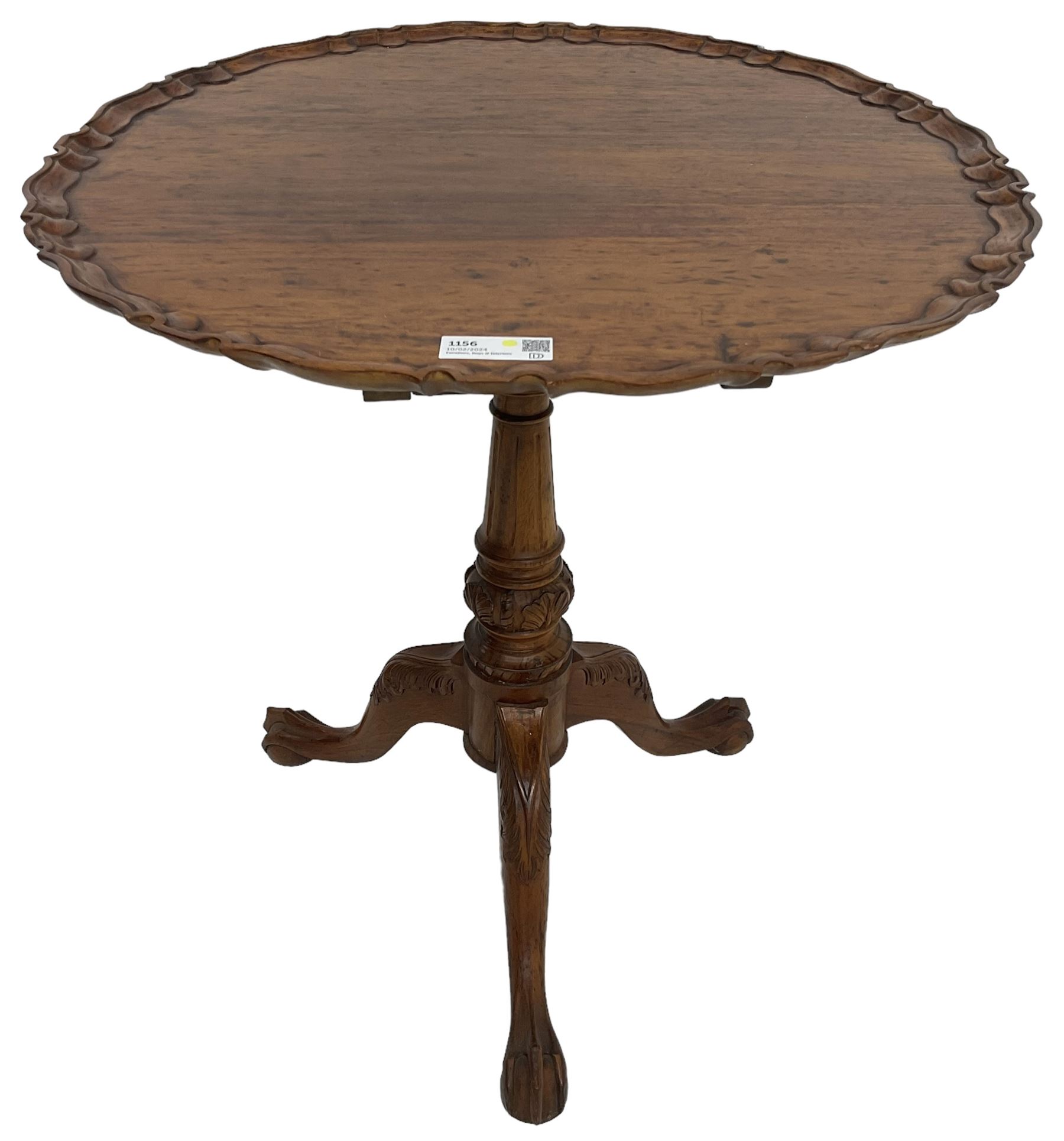 Georgian design hardwood tripod table