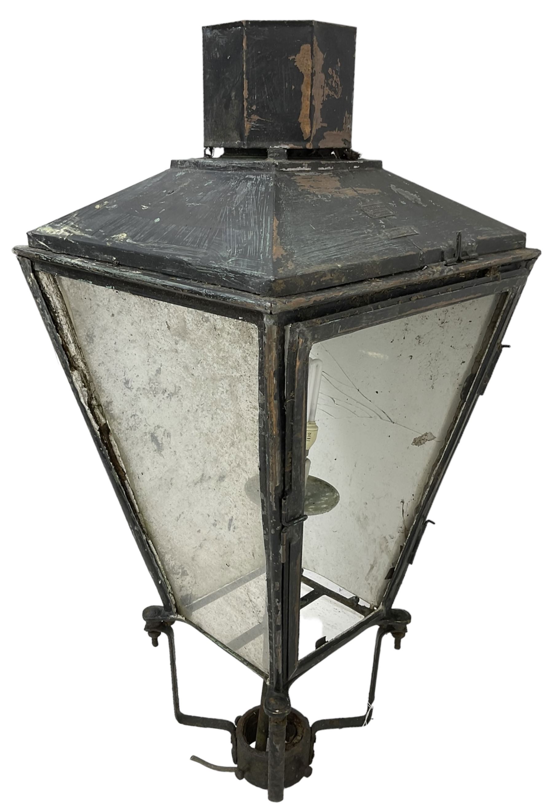 Foster & Pullen - early 20th century copper and wrought metal lantern - Image 3 of 5