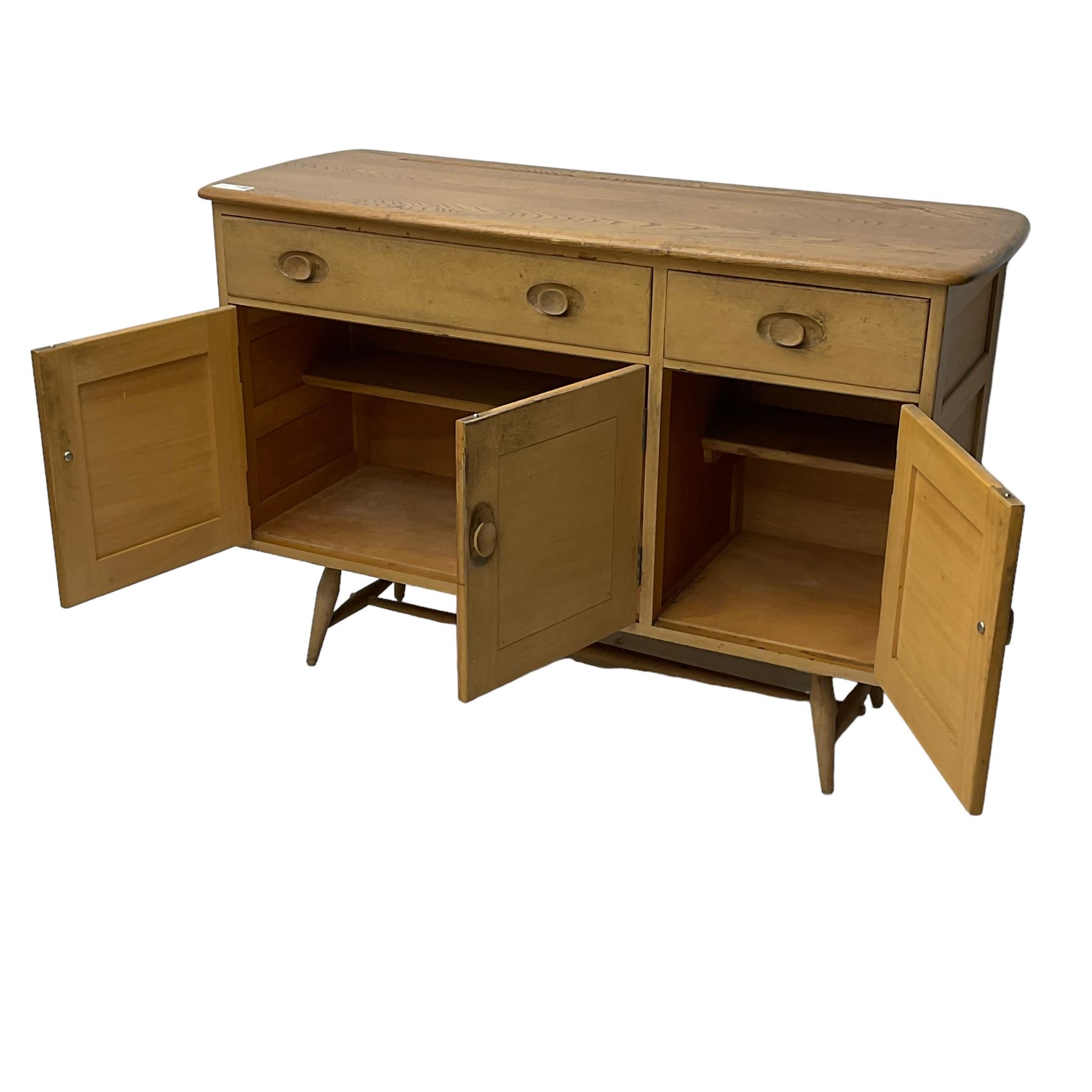 Ercol - mid-20th century elm and beech model 351 sideboard - Image 2 of 6