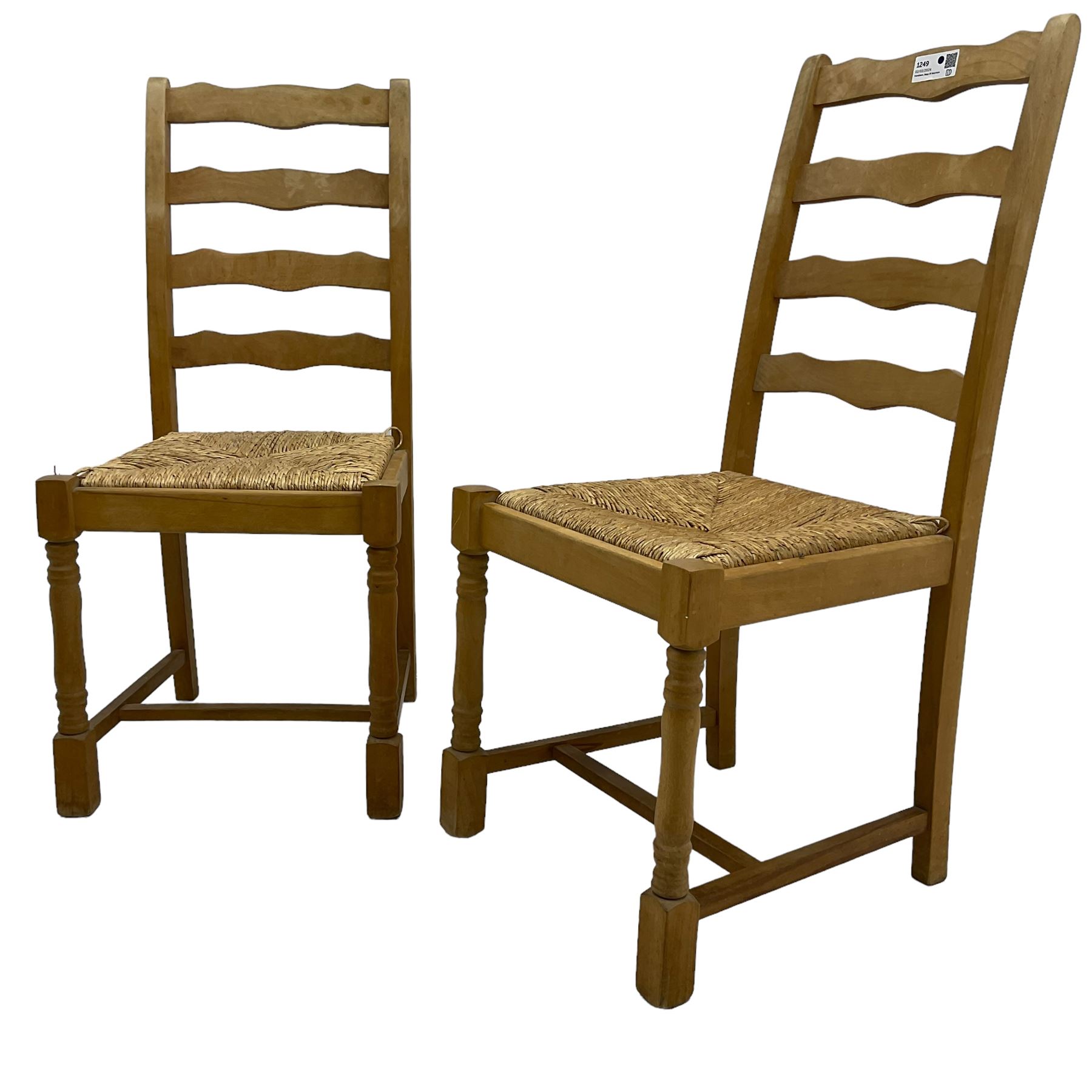 Set of six (4+2) beech dining chairs - Image 2 of 8