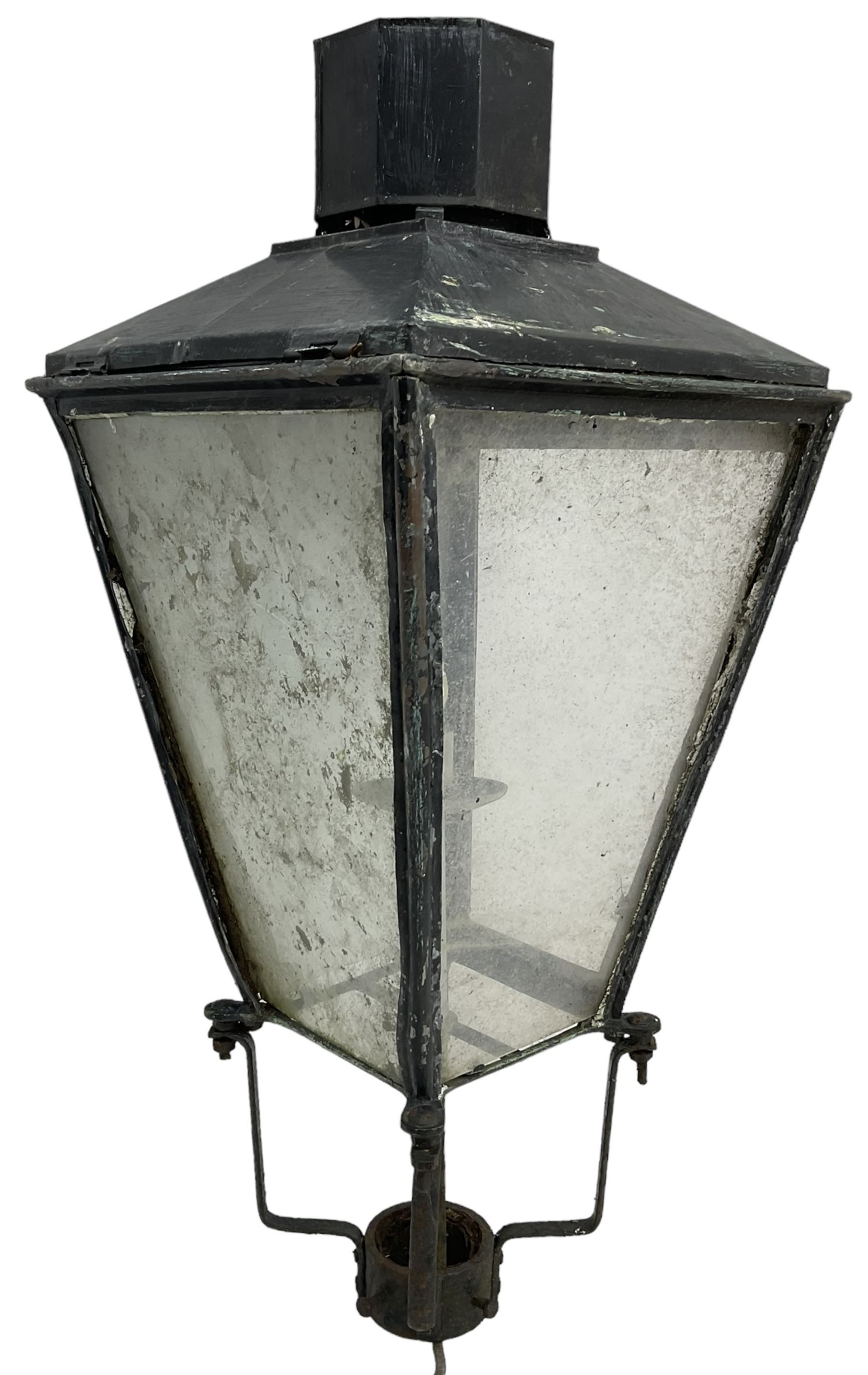 Foster & Pullen - early 20th century copper and wrought metal lantern - Image 5 of 5