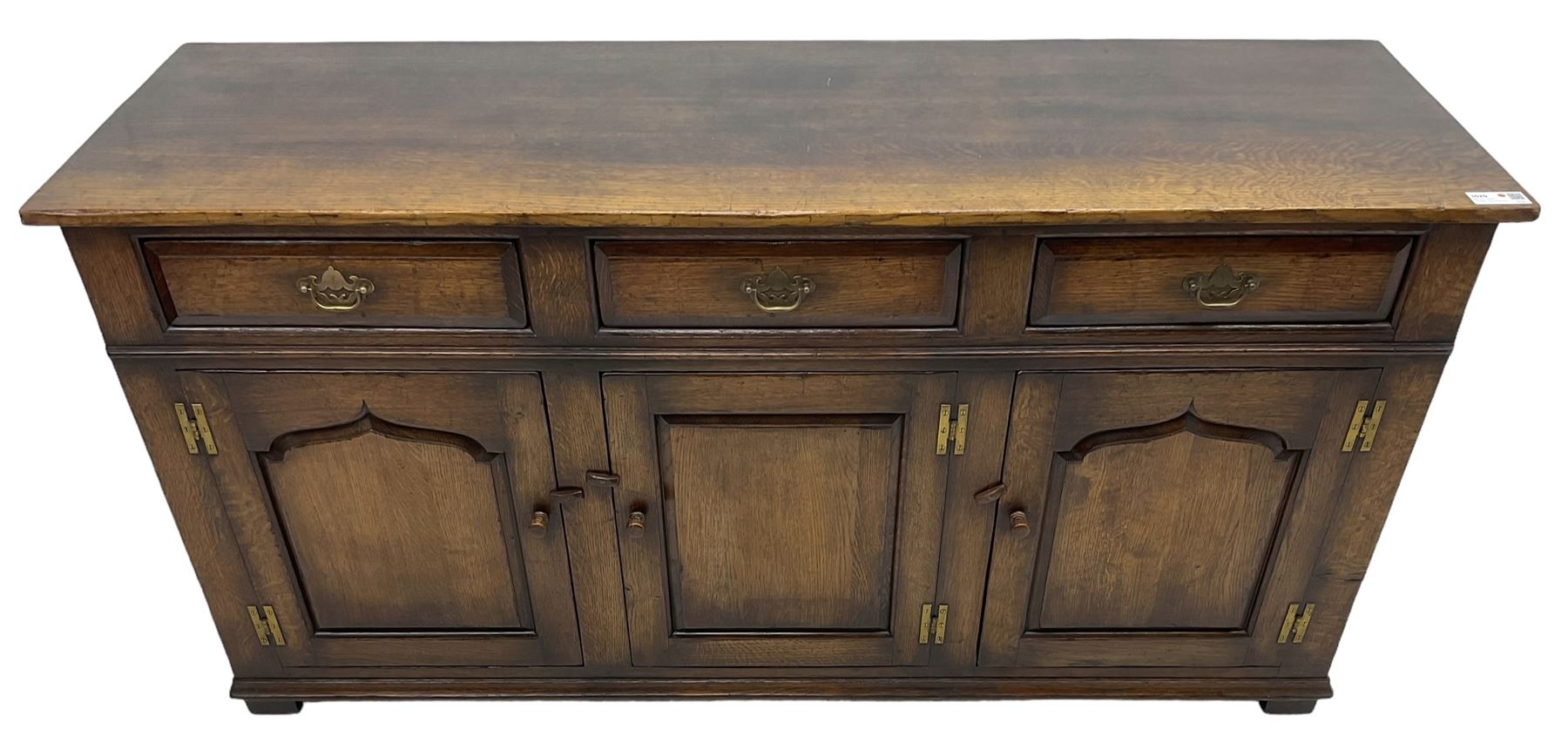 Titchmarsh & Goodwin - traditional oak dresser base - Image 2 of 9