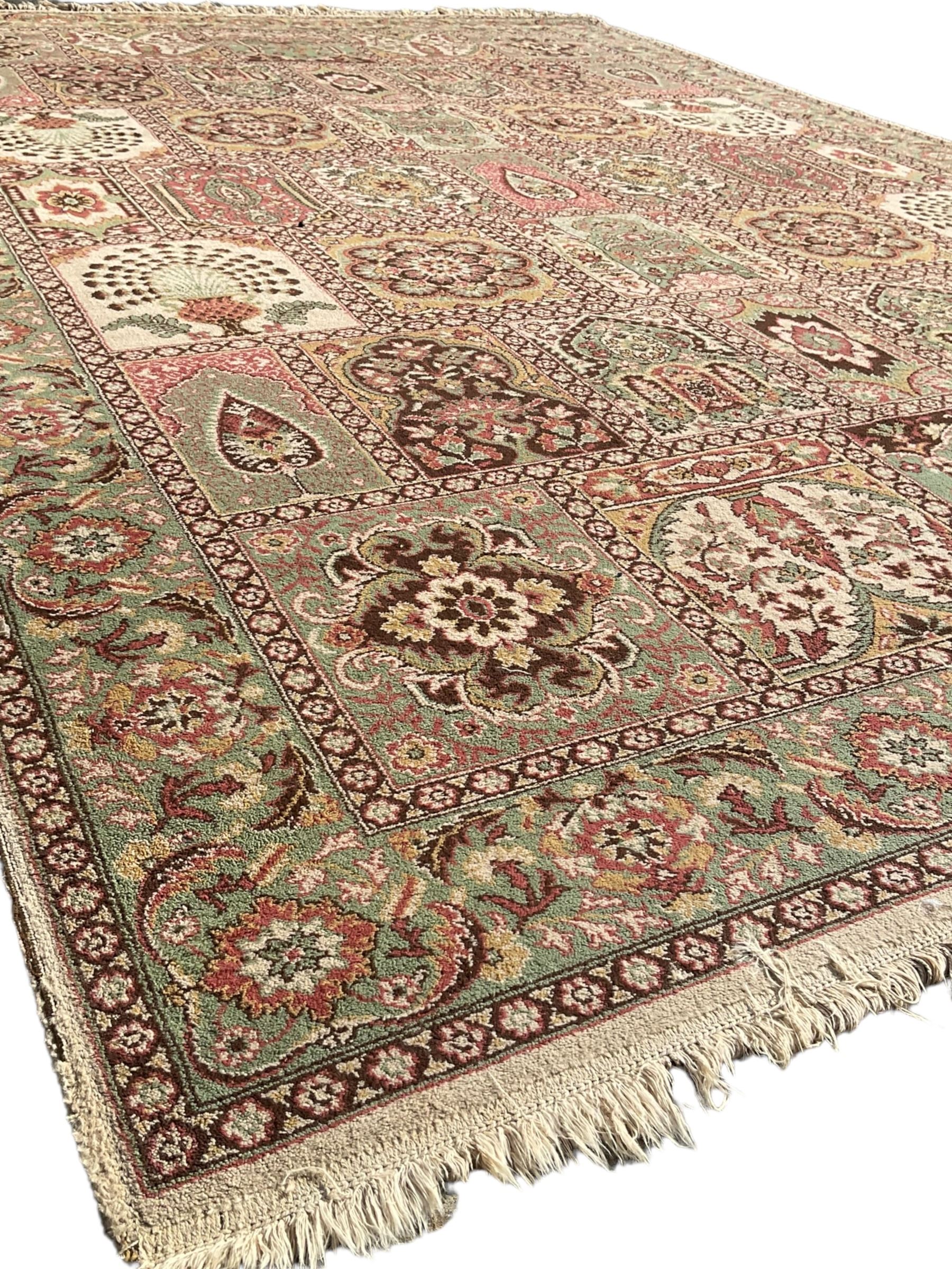 Persian design rug - Image 3 of 5