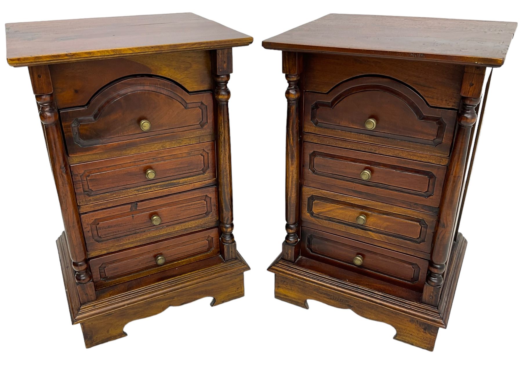 Pair of Victorian design mahogany bedside pedestal chests - Image 6 of 7